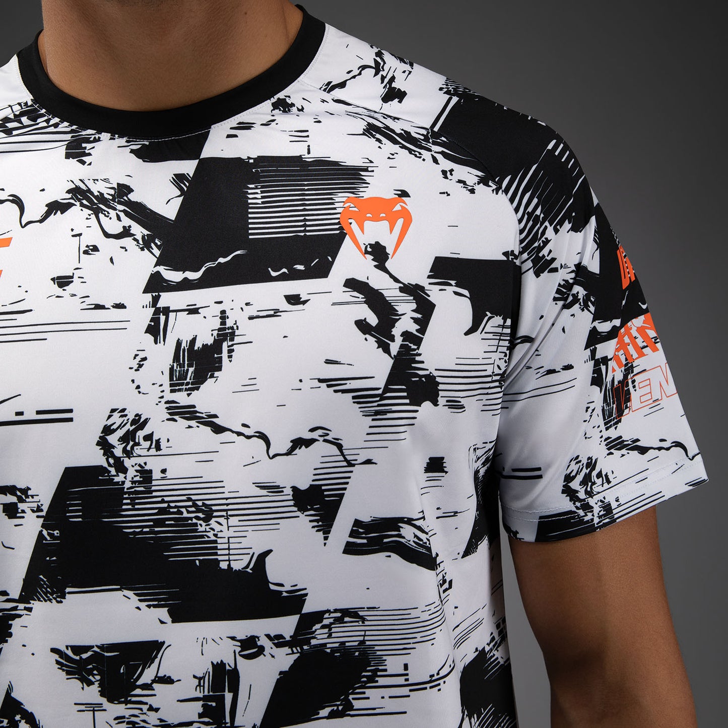 UFC Zenith by Venum Authentic Fight Week Camiseta de manga corta Performance Hombre - Blanco