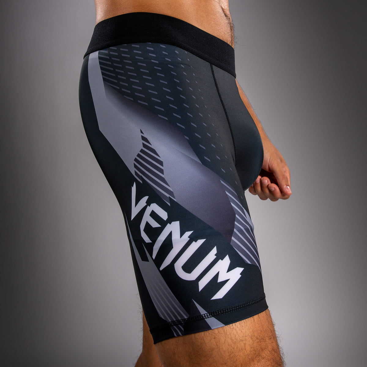 Venum No-Gi 6.0 Pantalón Corto de Compresión - Negro/Blanco