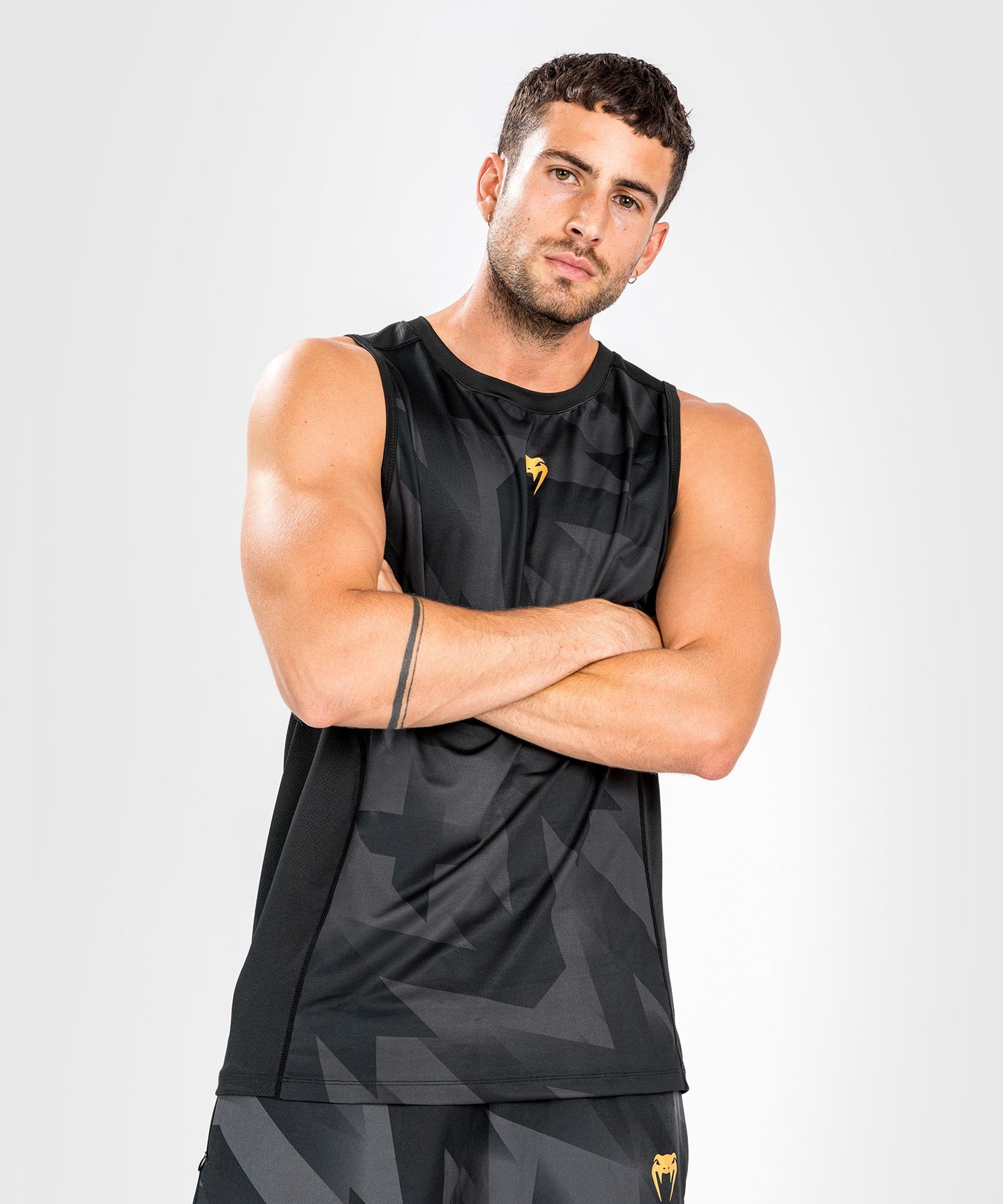 Camiseta sin mangas Dry Tech Venum Razor - Negro/Oro