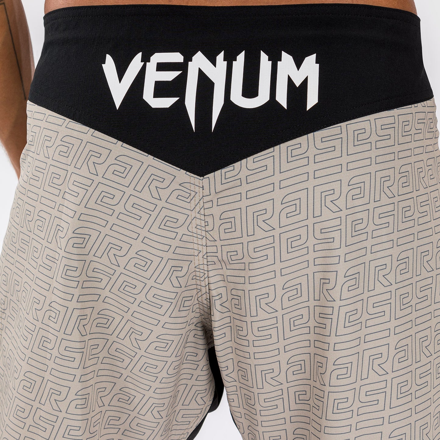 Venum x Ares 2.0 Pantalón Corto de Combate - Arena