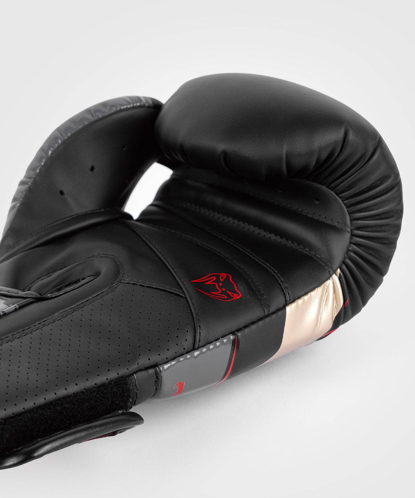 Venum Elite Evo Guantes de Boxeo - Negro/Dorado/Rojo