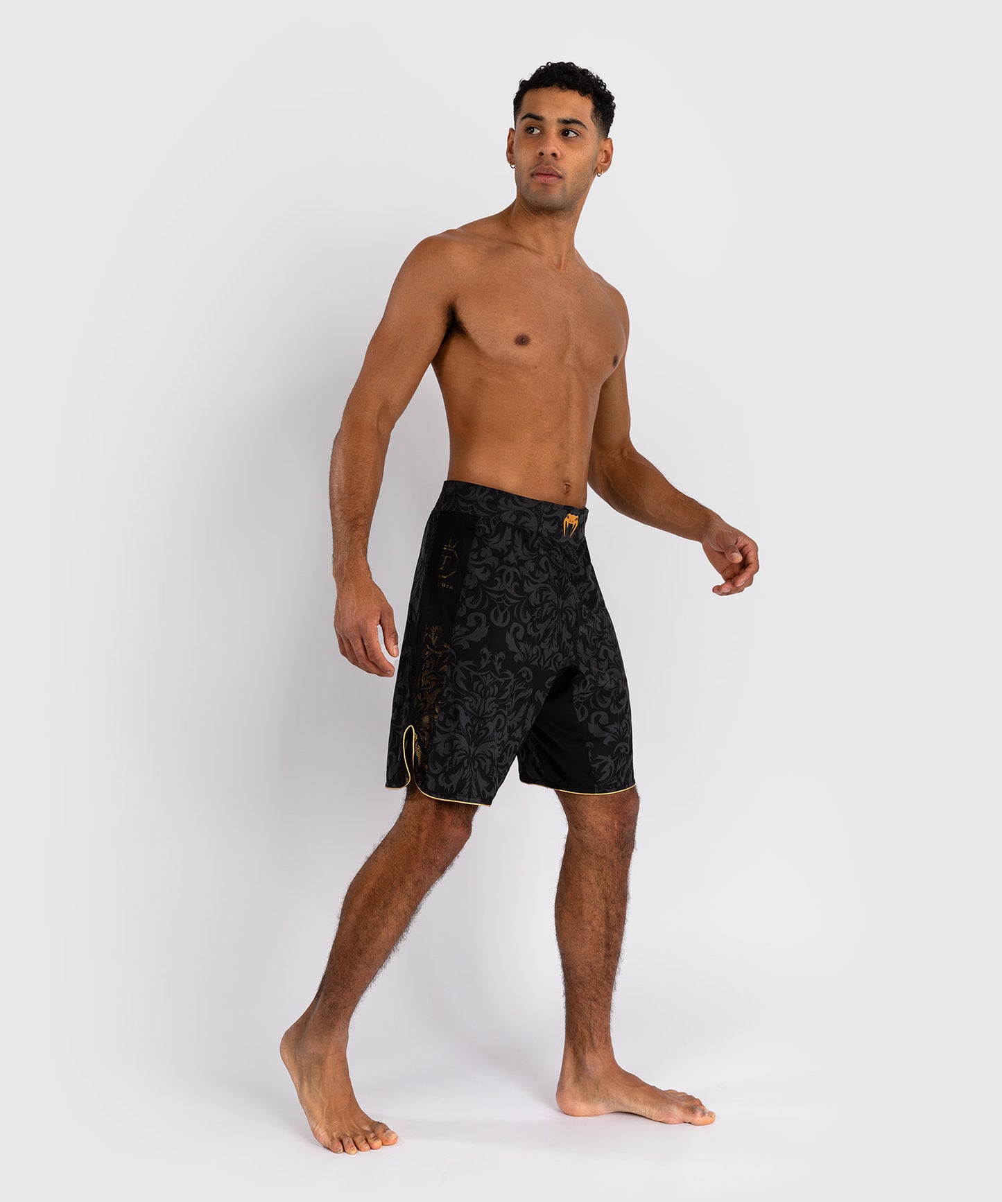 Venum x Topuria Unmatched Edition Pantalones de Lucha - Negro/Dorado