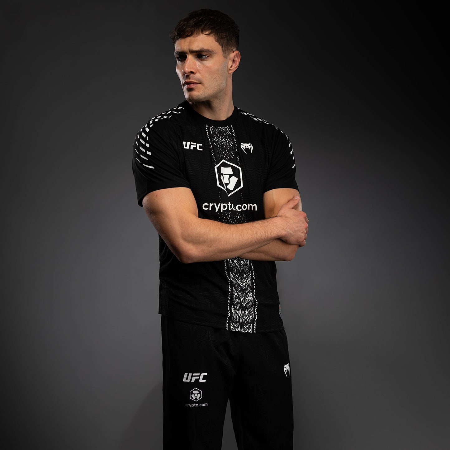 UFC Zenith by Venum Authentic Fight Night Camiseta oficial Walkout Hombre - Negro