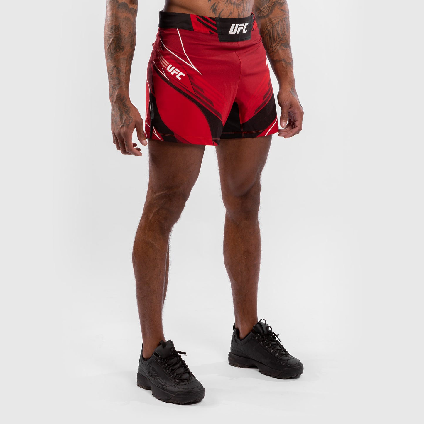 Venum UFC Authentic Fight Night Short para Hombre – Rojo