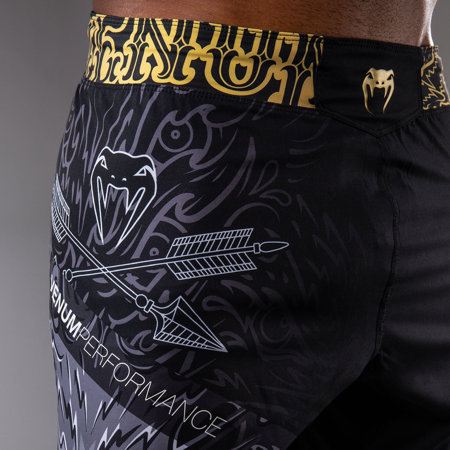 Venum Wolf Atak Short de Combate – Negro/Gris