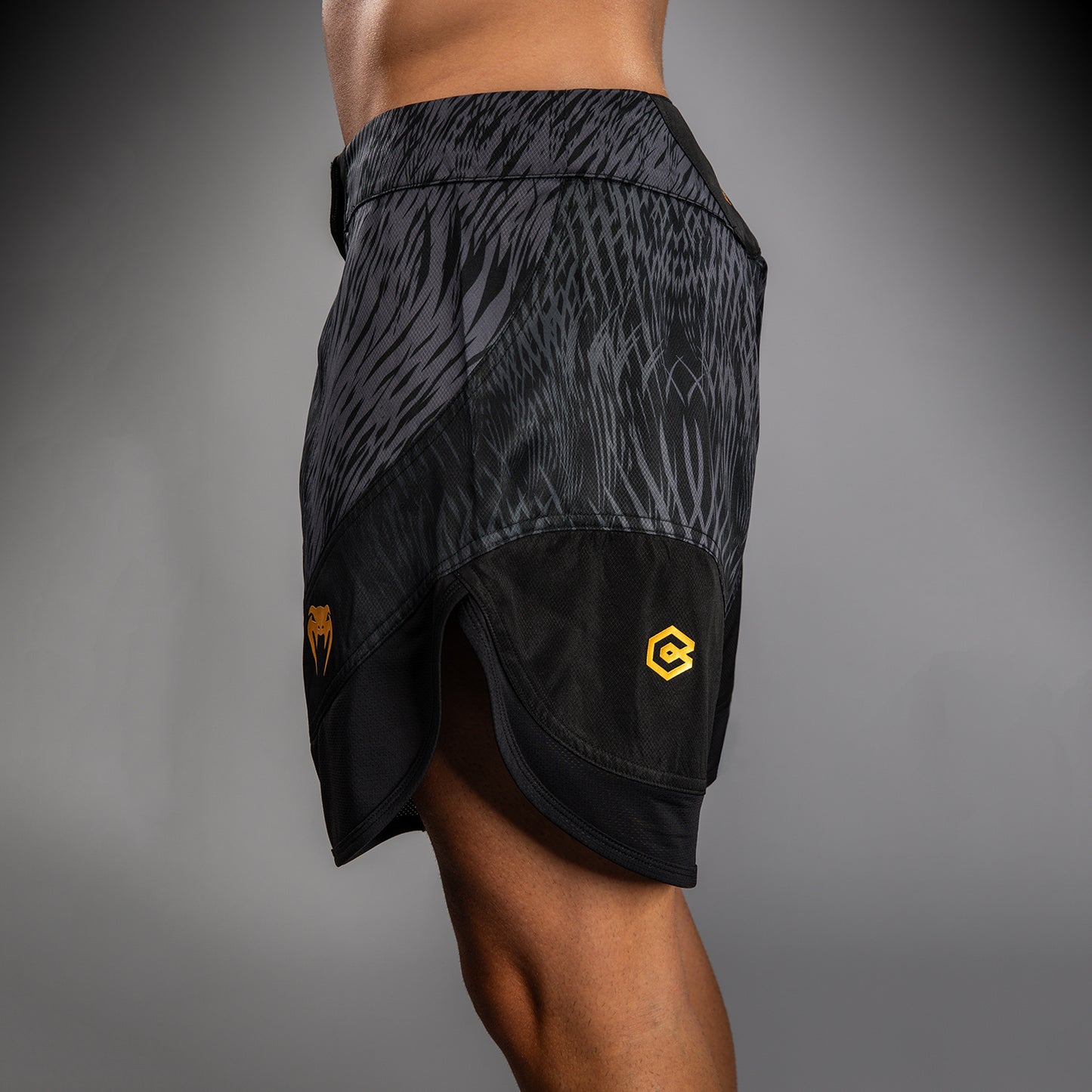 Venum x Chimaev Pantalones Cortos de Combate  - Negro/Gris