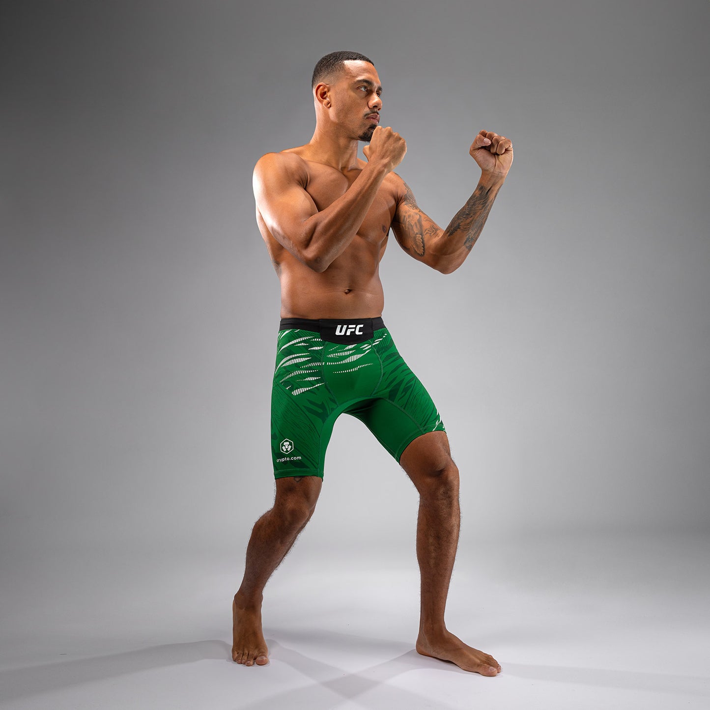 UFC Fusion by Venum Authentic Fight Night Vale Tudo Shorts para Hombre - Verde