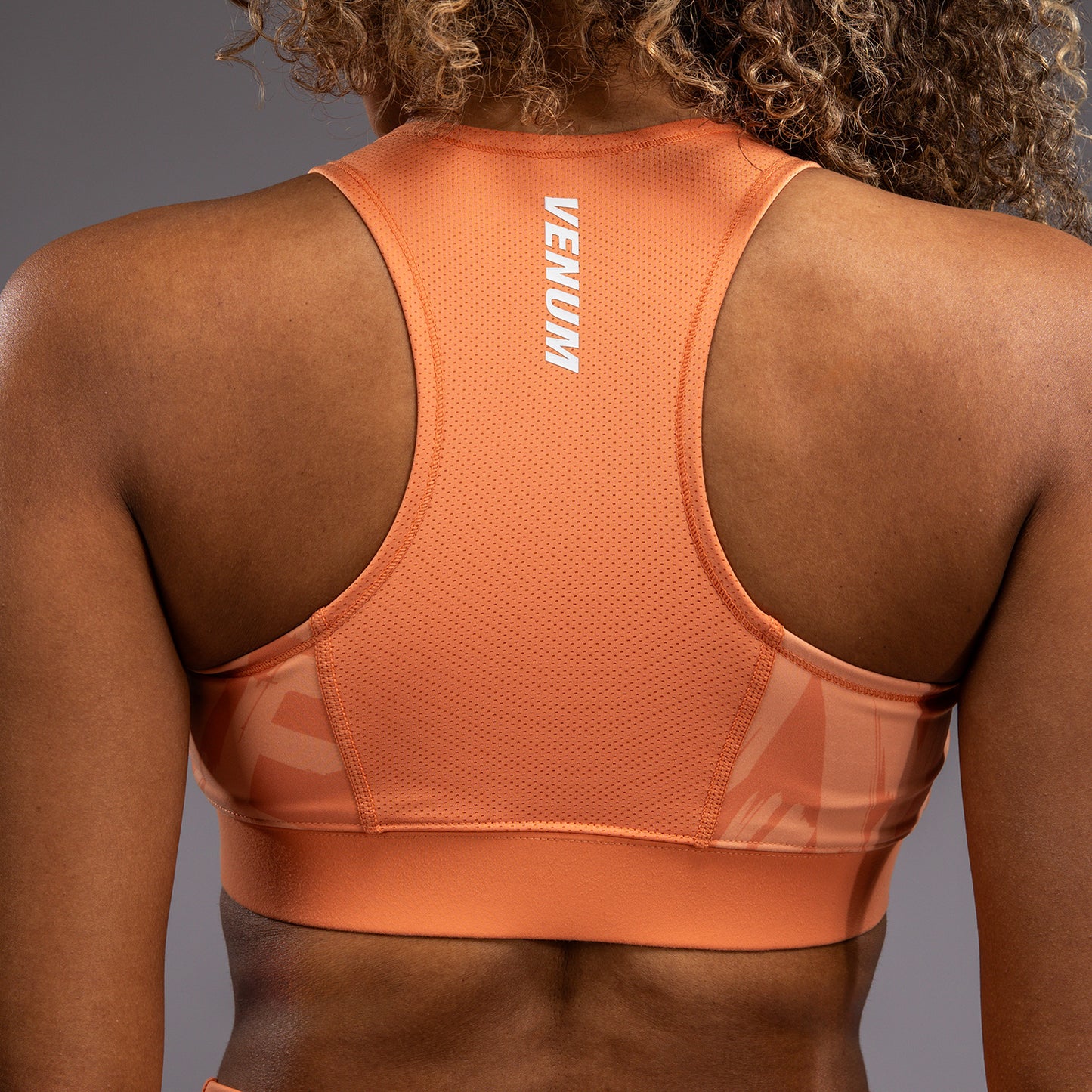 Venum Graffiti Sujetador Deportivo para Mujer - Albaricoque Terciopelo