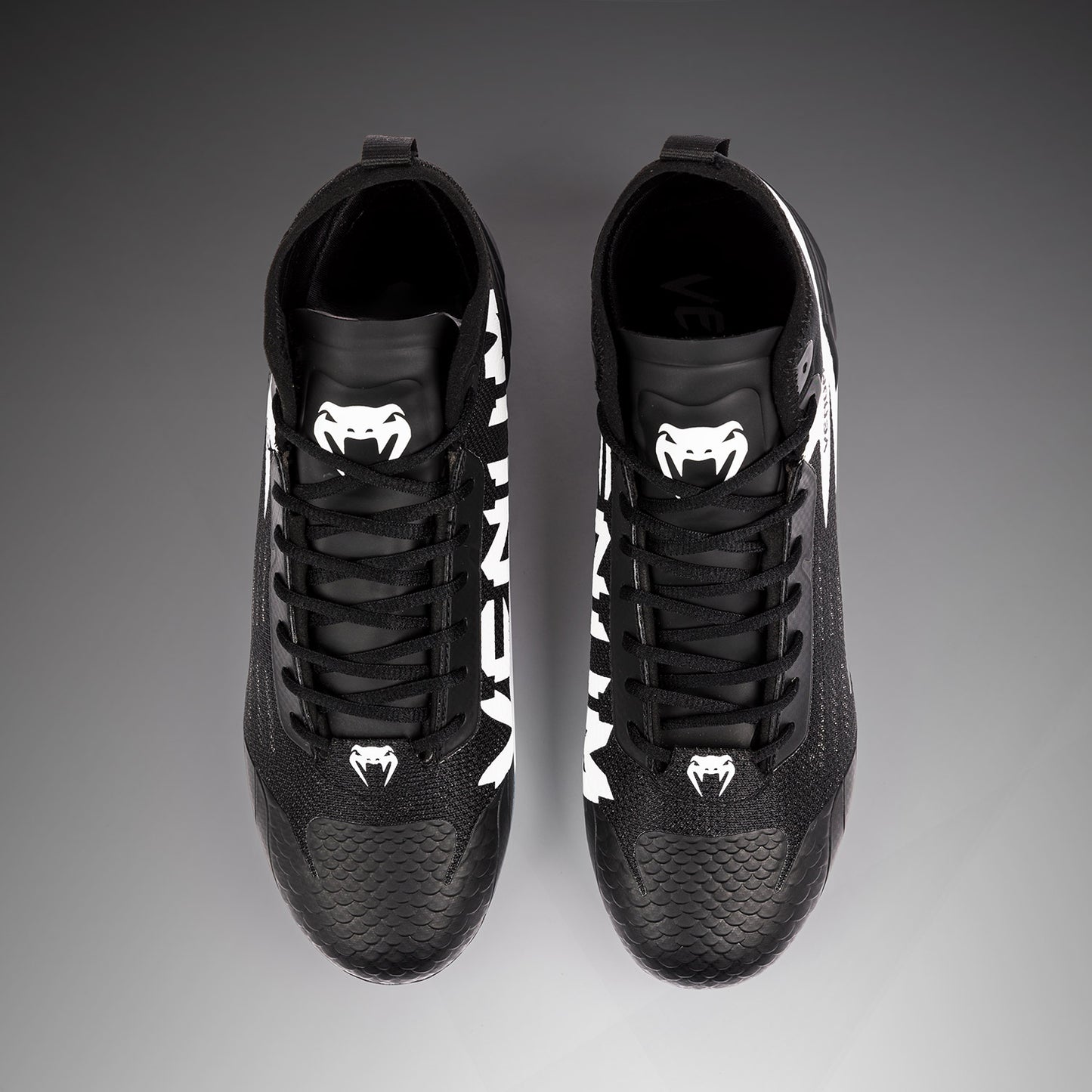 Venum Elite Botas de Fútbol - Negro/Blanco