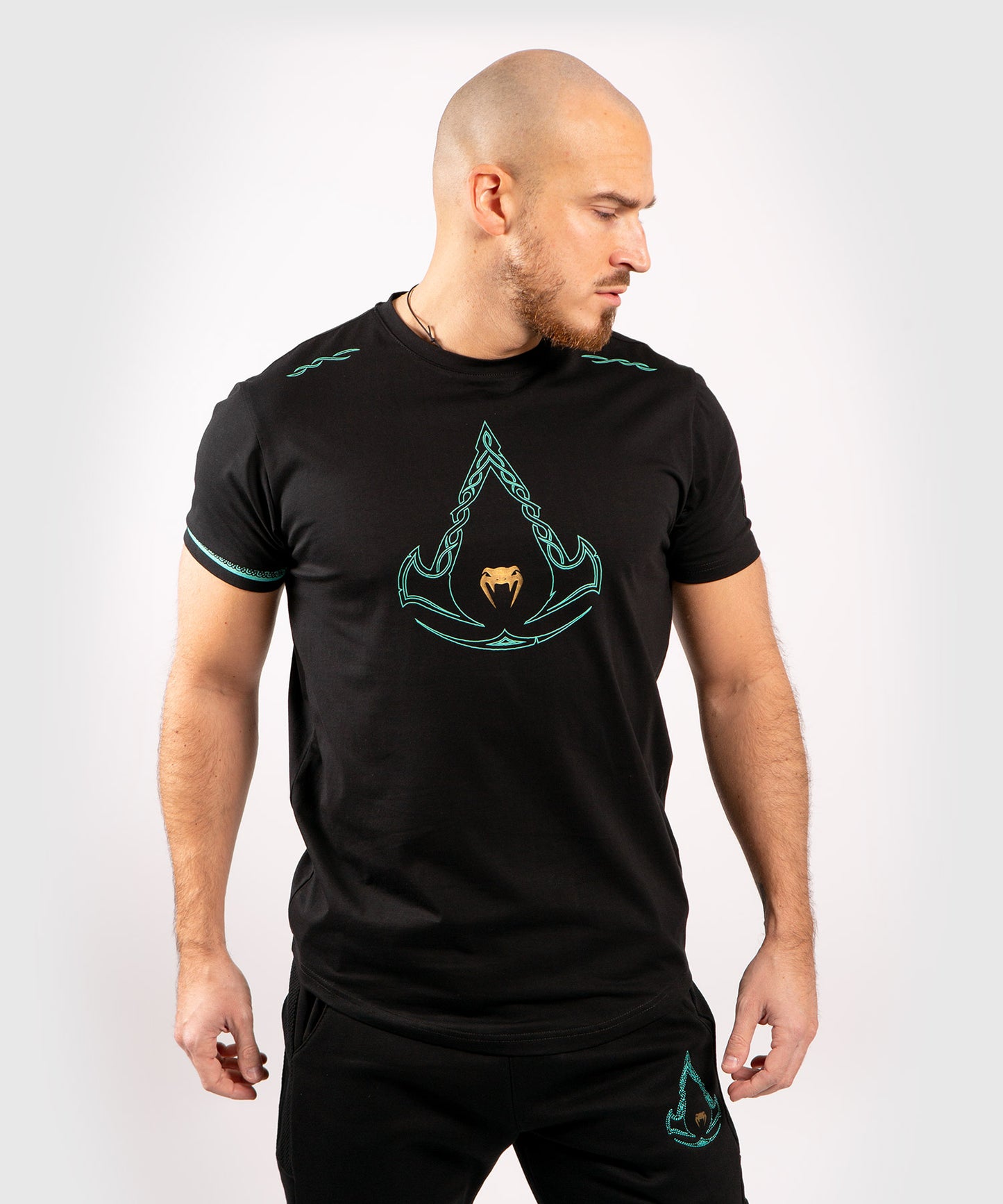 Camiseta Venum Assassins's Creed - Negra/Azul