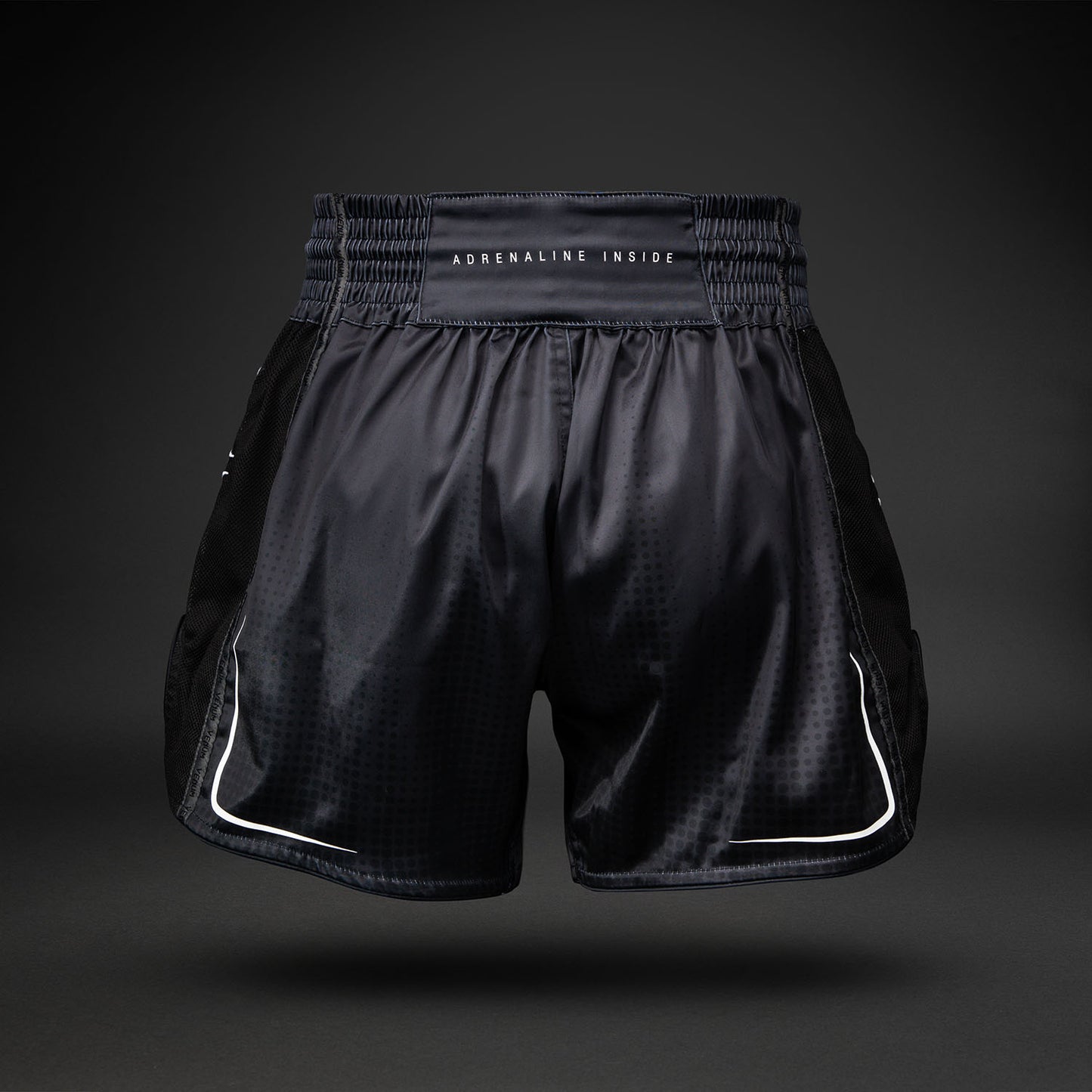 Venum Stealth Short de Muay Thai – Negro/Blanco