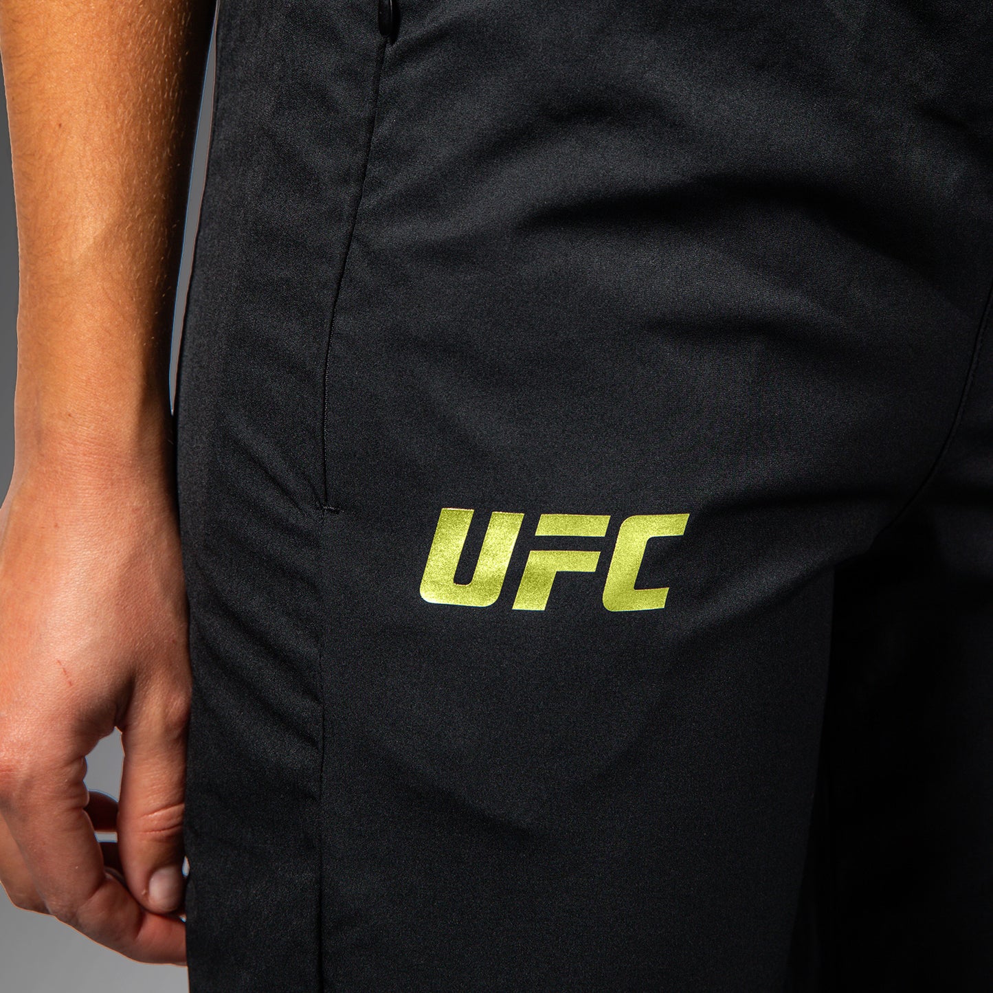 UFC Fusion by Venum Fight Week Pantalón recto de Mujer - Champion