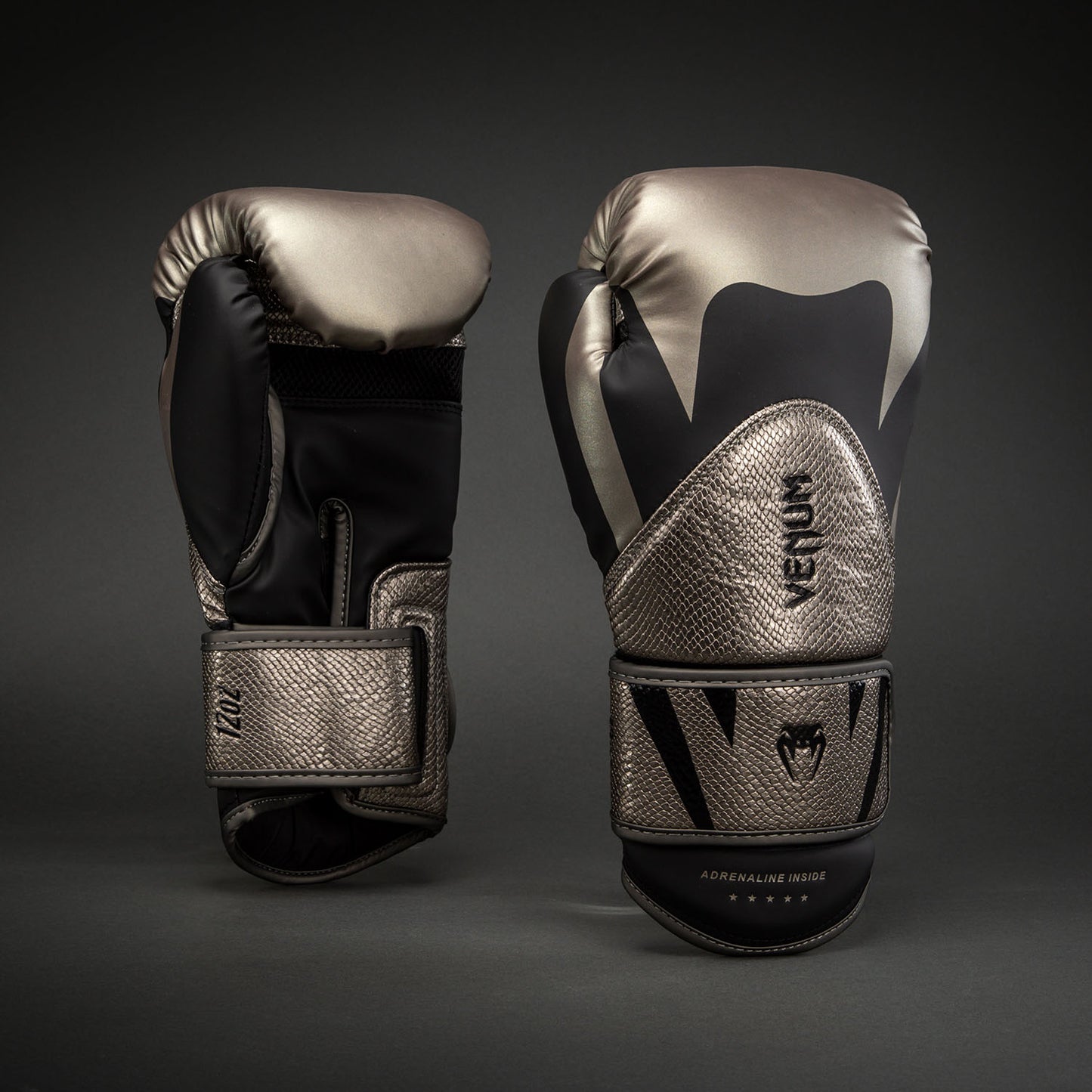 Venum Challenger 4.0 Scales Guantes de Boxeo – Plata/Negro