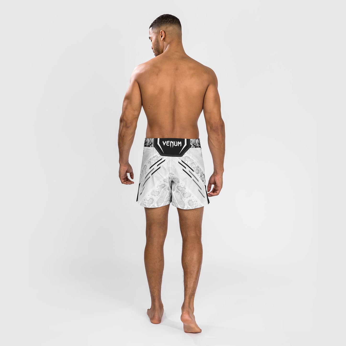 UFC Adrenaline by Venum Personalized Authentic Fight Night Pantalón Corto de Lucha para Hombre - Corte Corto – Blanco