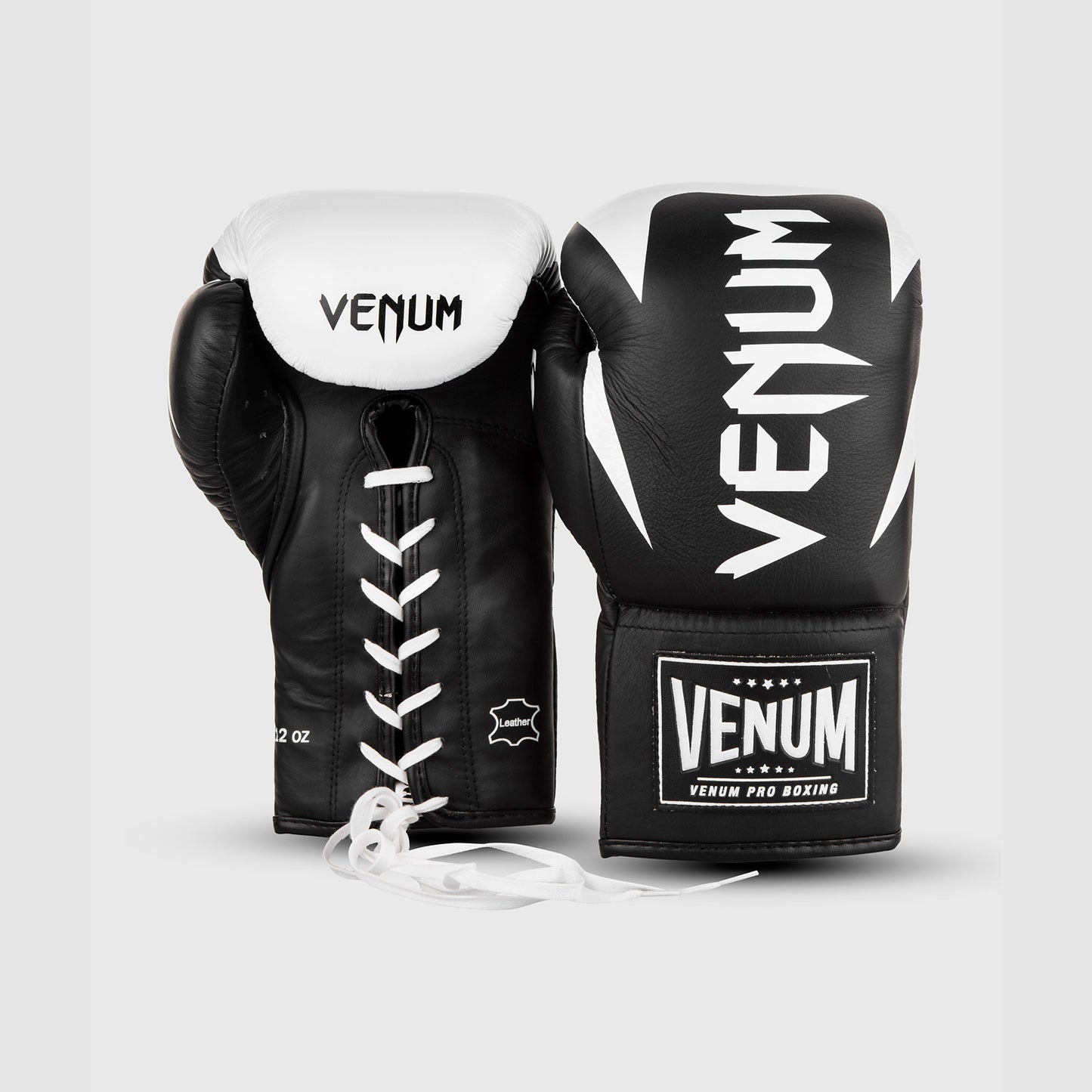 Guantes de boxeo profesionales Venum Hammer con cordones - Negro/Blanco