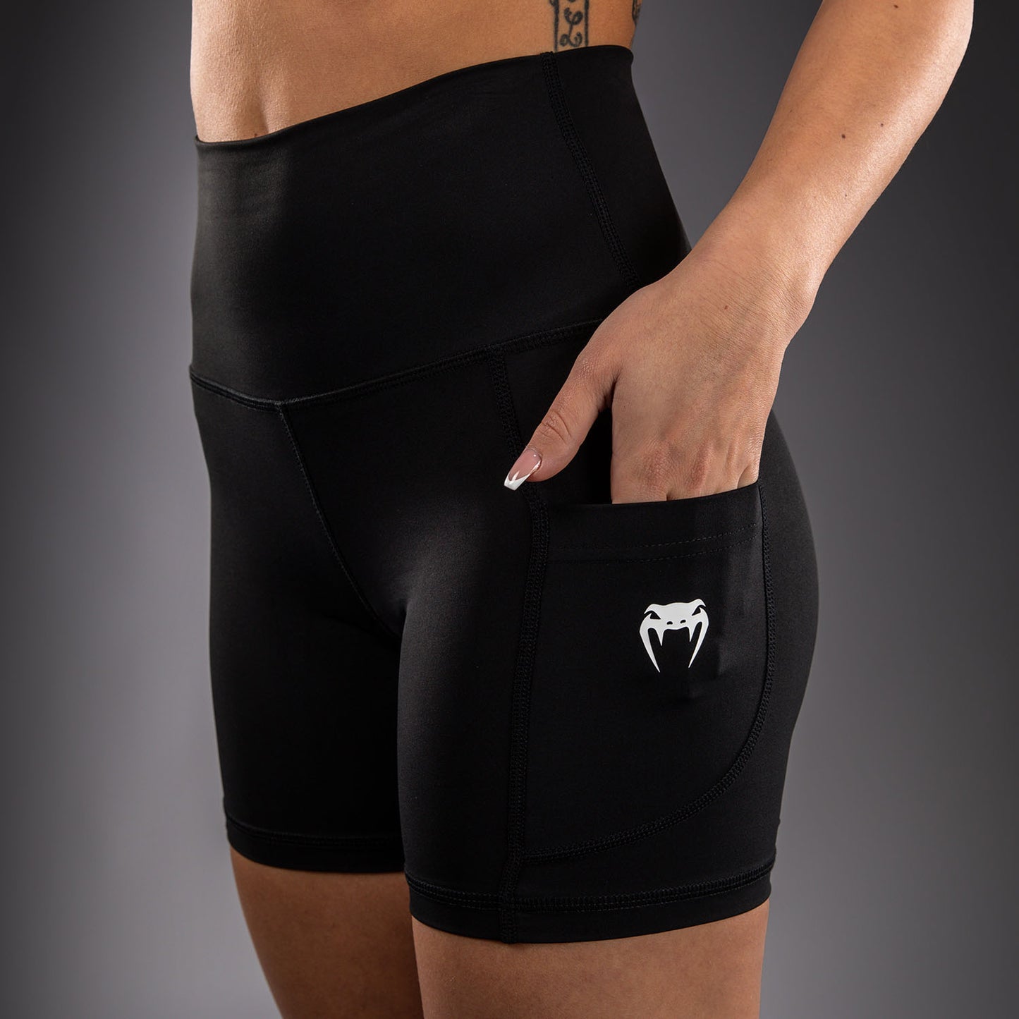Venum Essential Pantalones cortos de compresión - Negro