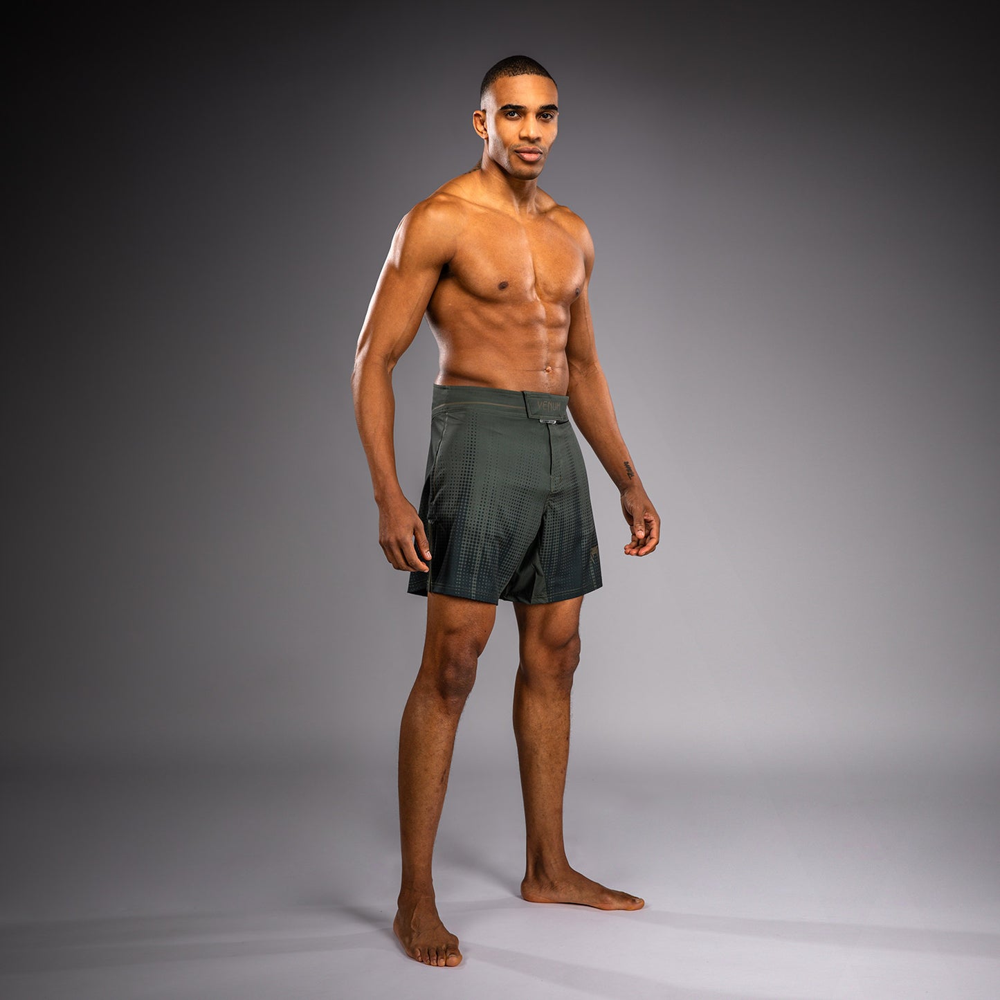 Venum Stealth Short de Combate – Caqui/Verde Oscuro