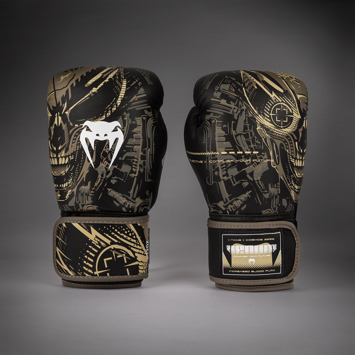 Venum Invader Guantes de Boxeo - Negro/Sand