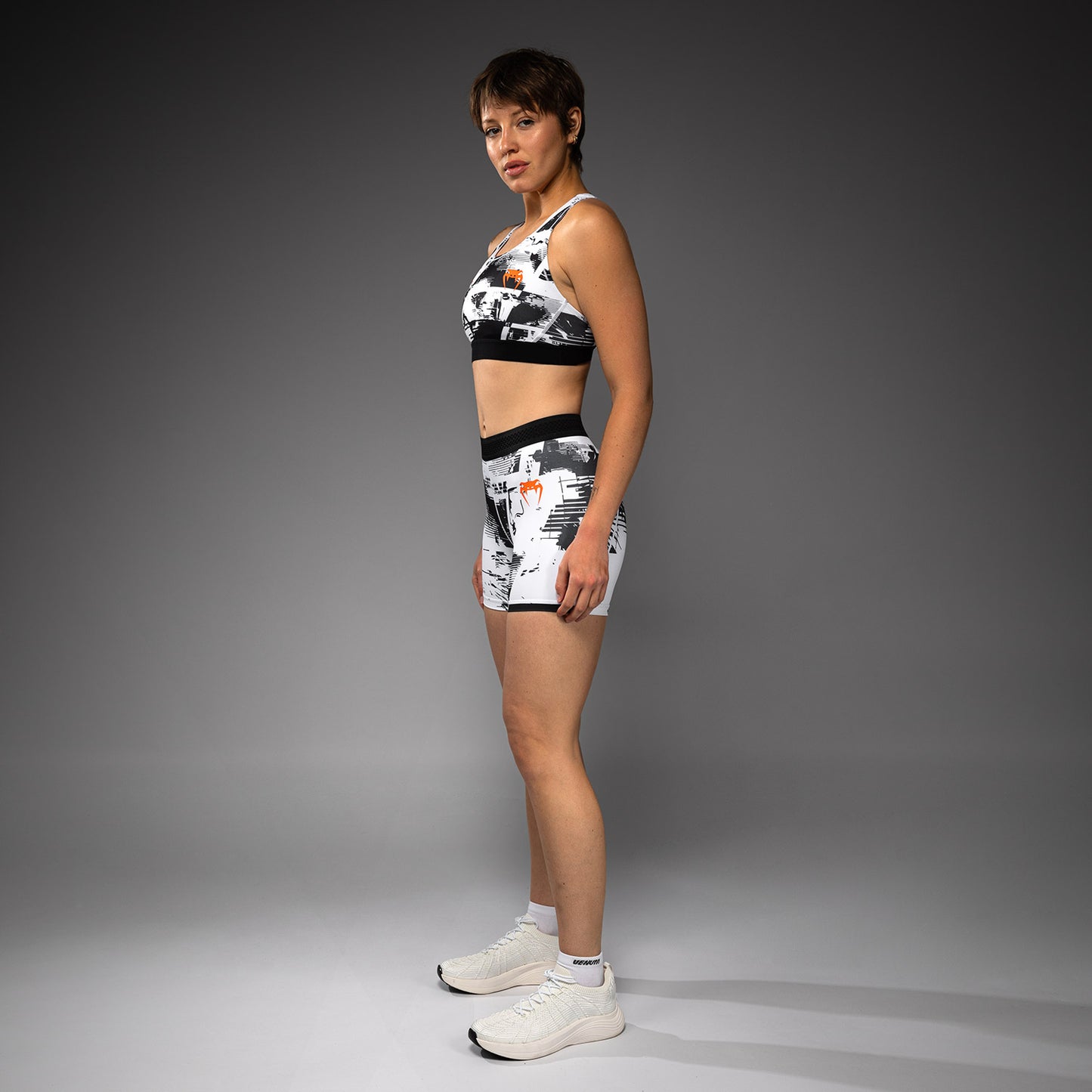 UFC Zenith by Venum Authentic Fight Week Short Vale Tudo Performance Mujer - Blanco