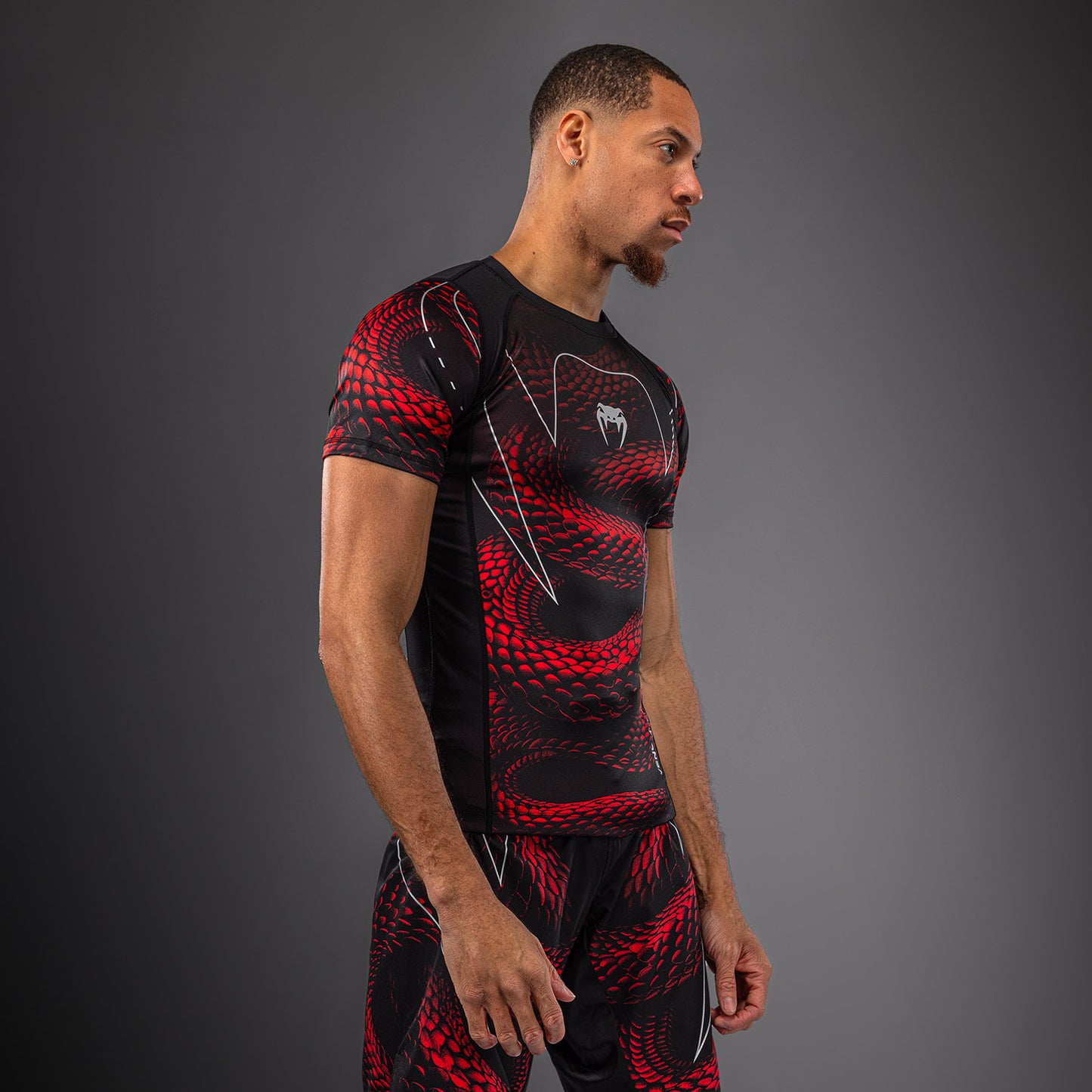 Venum Matupa Rashguard Manga Corta - Negro/Rojo/Gris Plateado