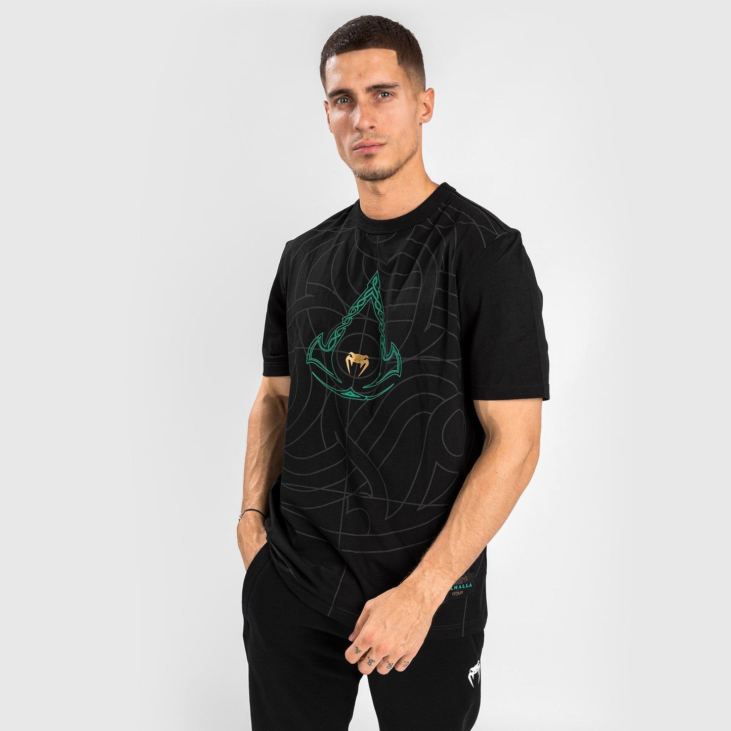 Camiseta Venum Assassin's Creed Reloaded - Negro