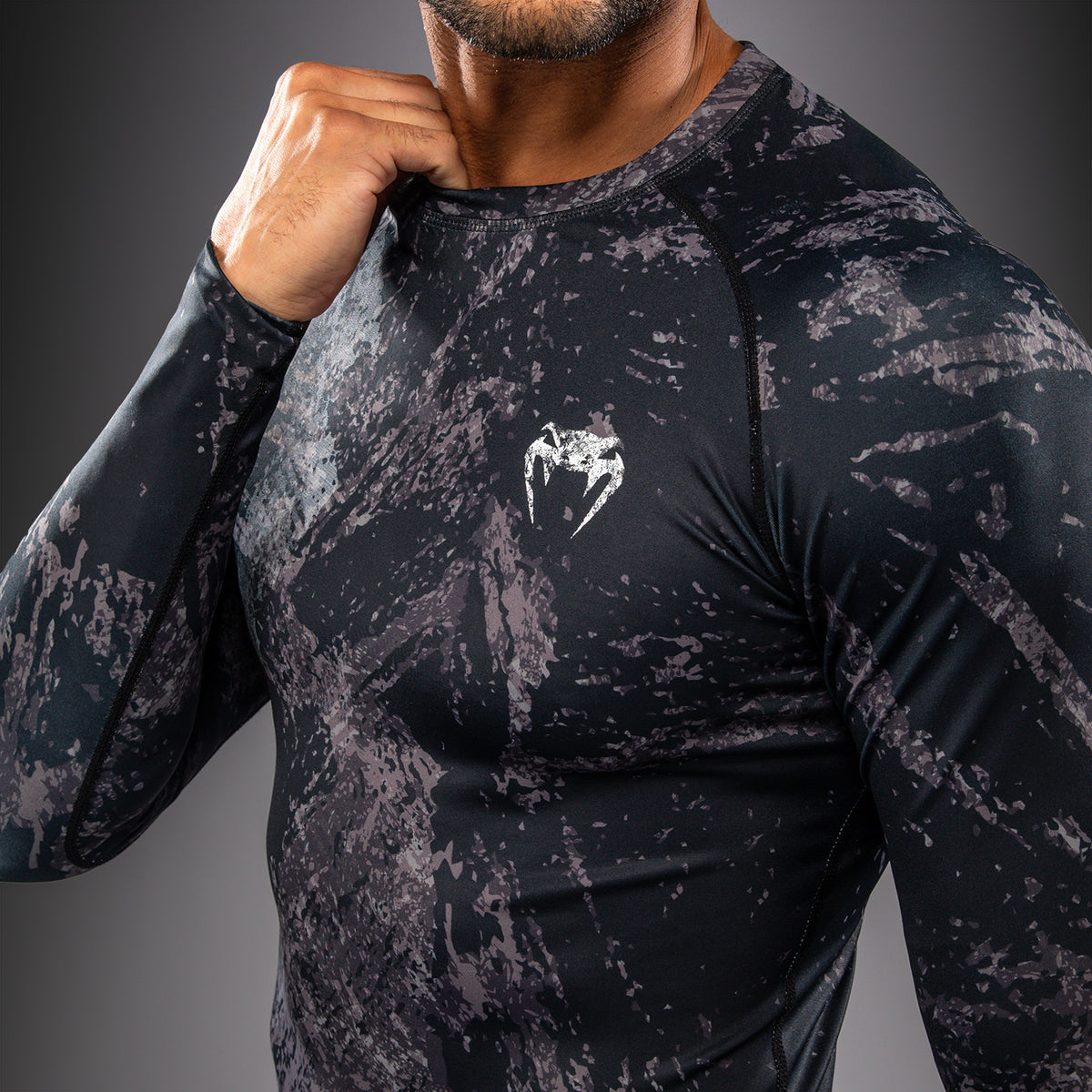 Venum Rage & Workout Rashguard de Manga Larga - Negro/Gris