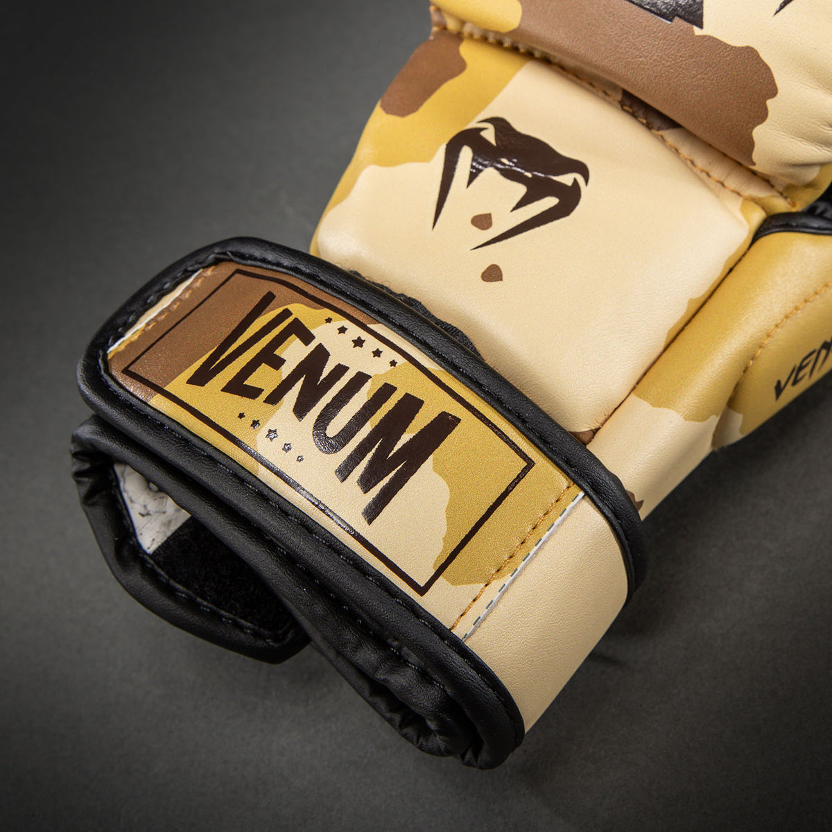 Venum Elite Guantes de Sparring - Beige Claro/Marrón