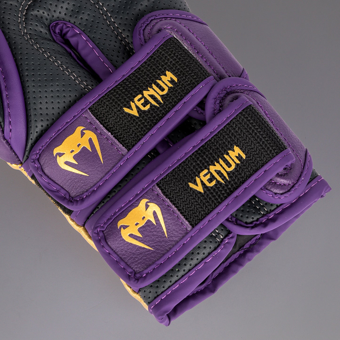 Venum Reverso Guantes de boxeo - Morado oscuro/Oro