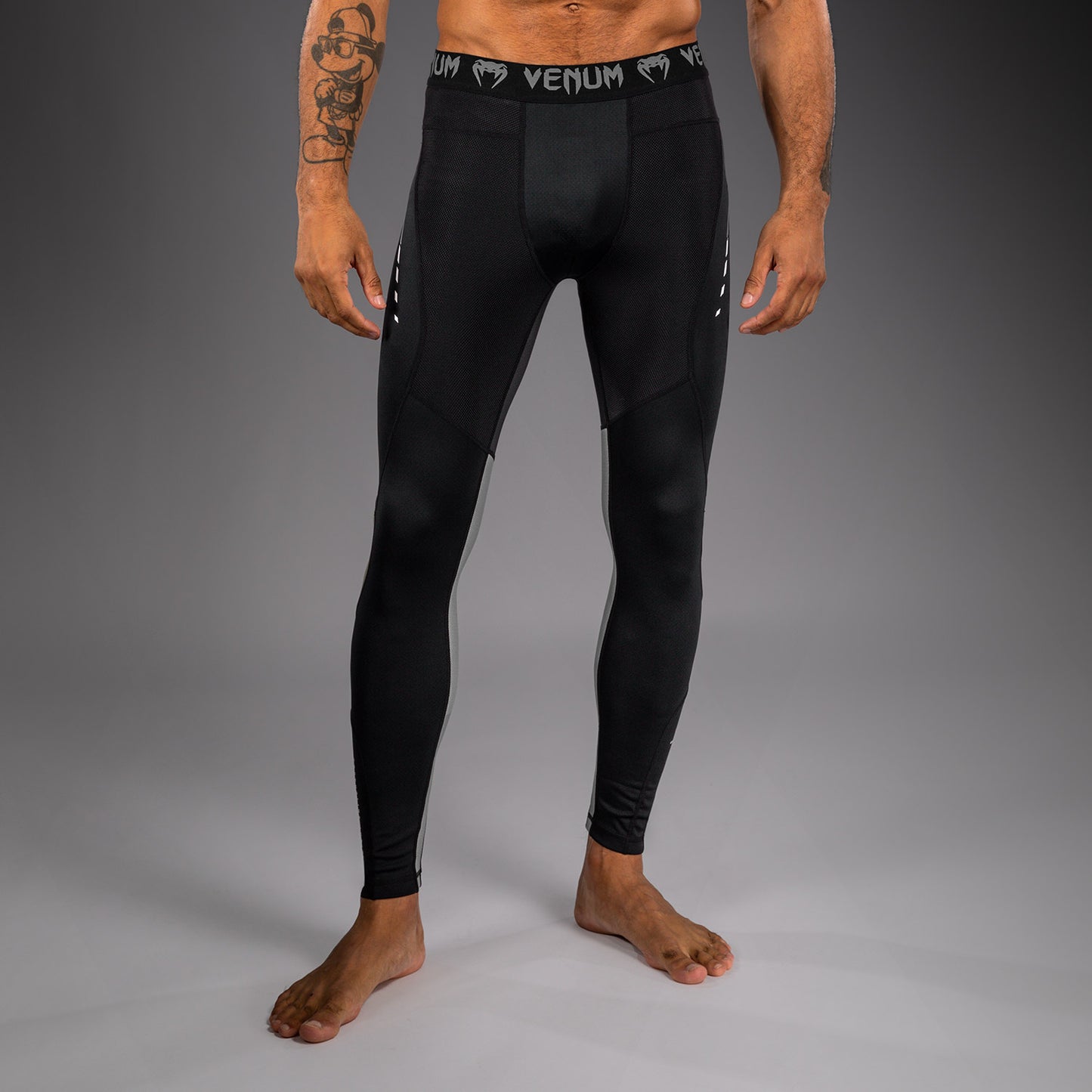 Venum Adrenaline Pantalones Compresores – Negro/Gris Plateado