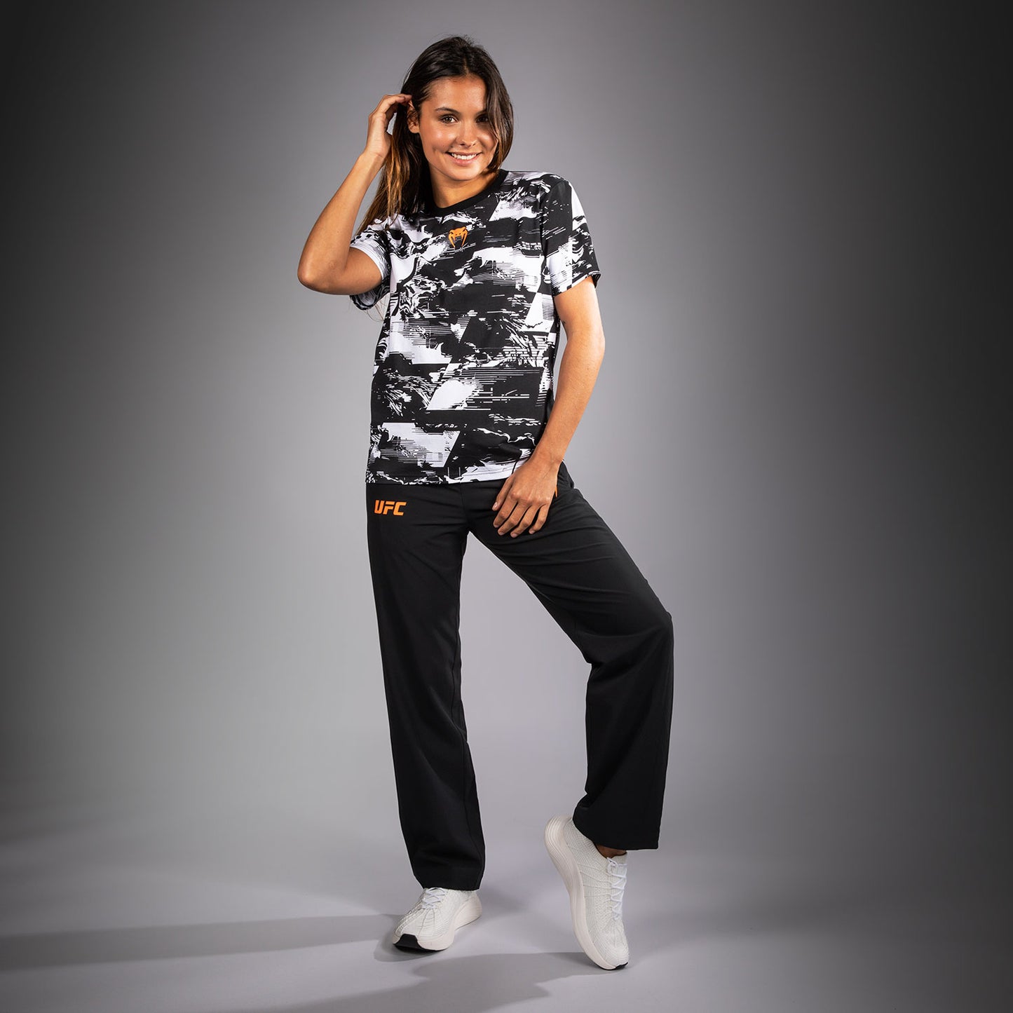 UFC Zenith by Venum Authentic Fight Week Camiseta de manga corta Mujer - Blanco