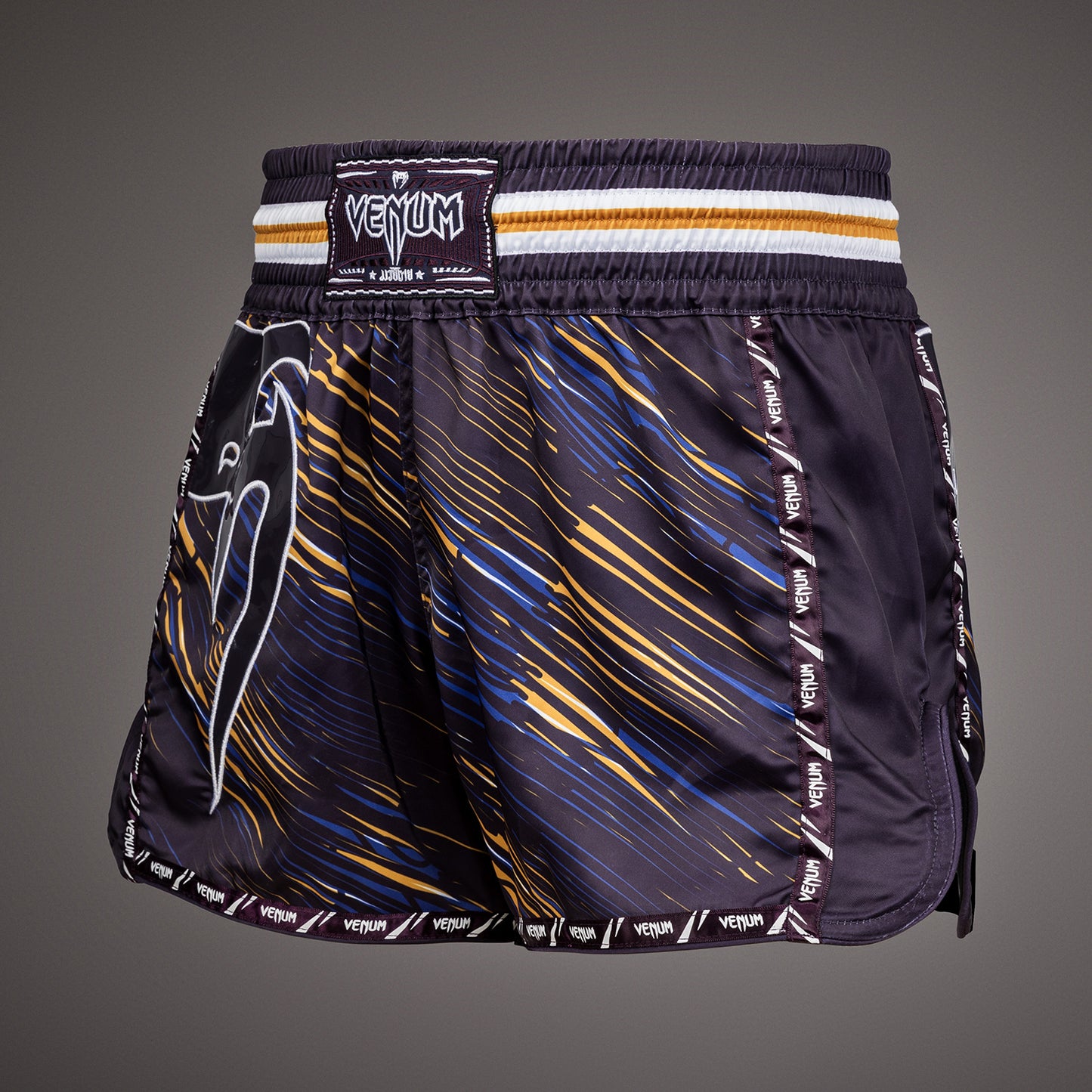 Venum Giant Muay Thai Pantalones Cortos - Morado oscuro