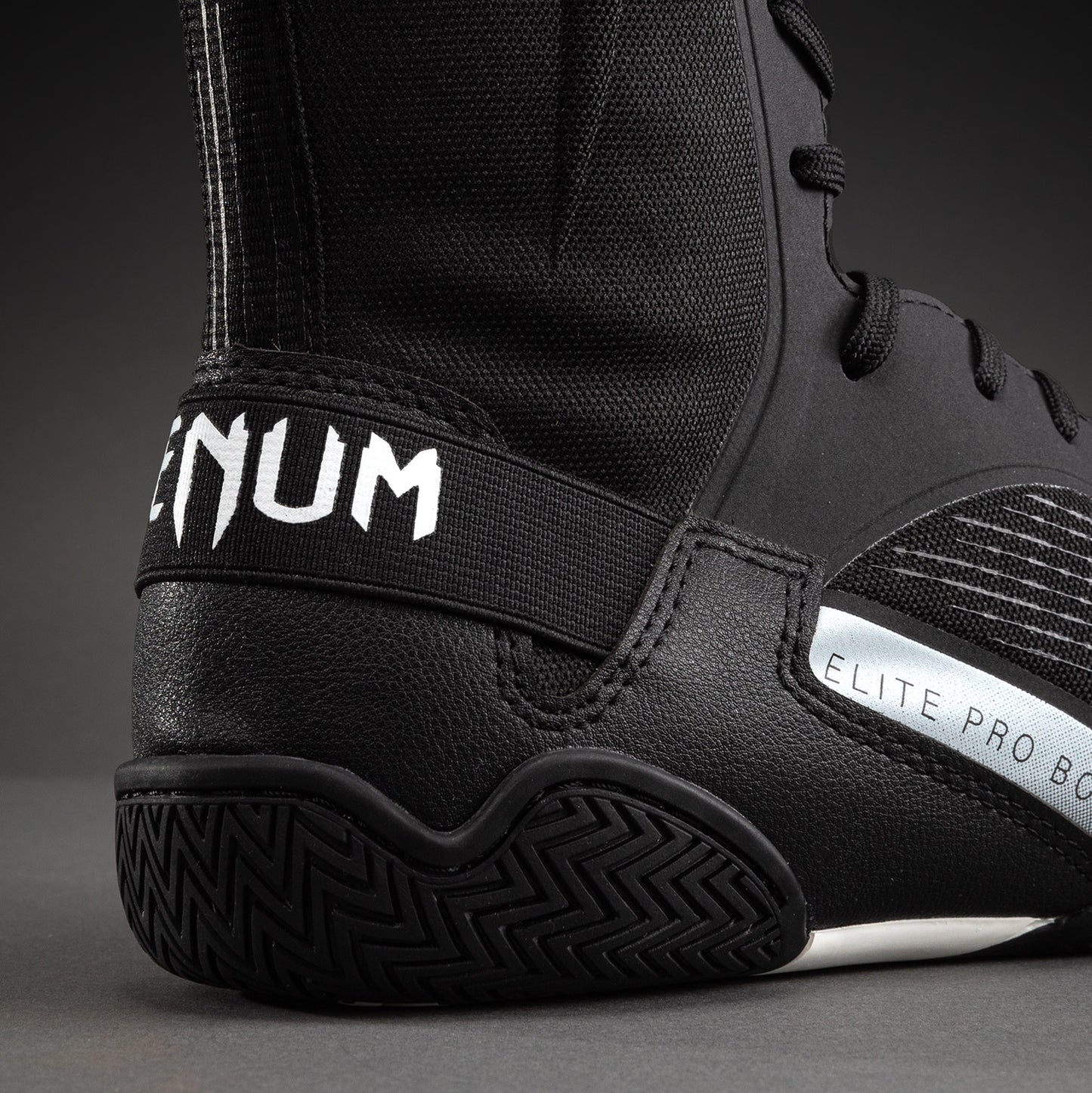 Venum Elite Neo Zapatillas de Boxeo – Negro/Blanco