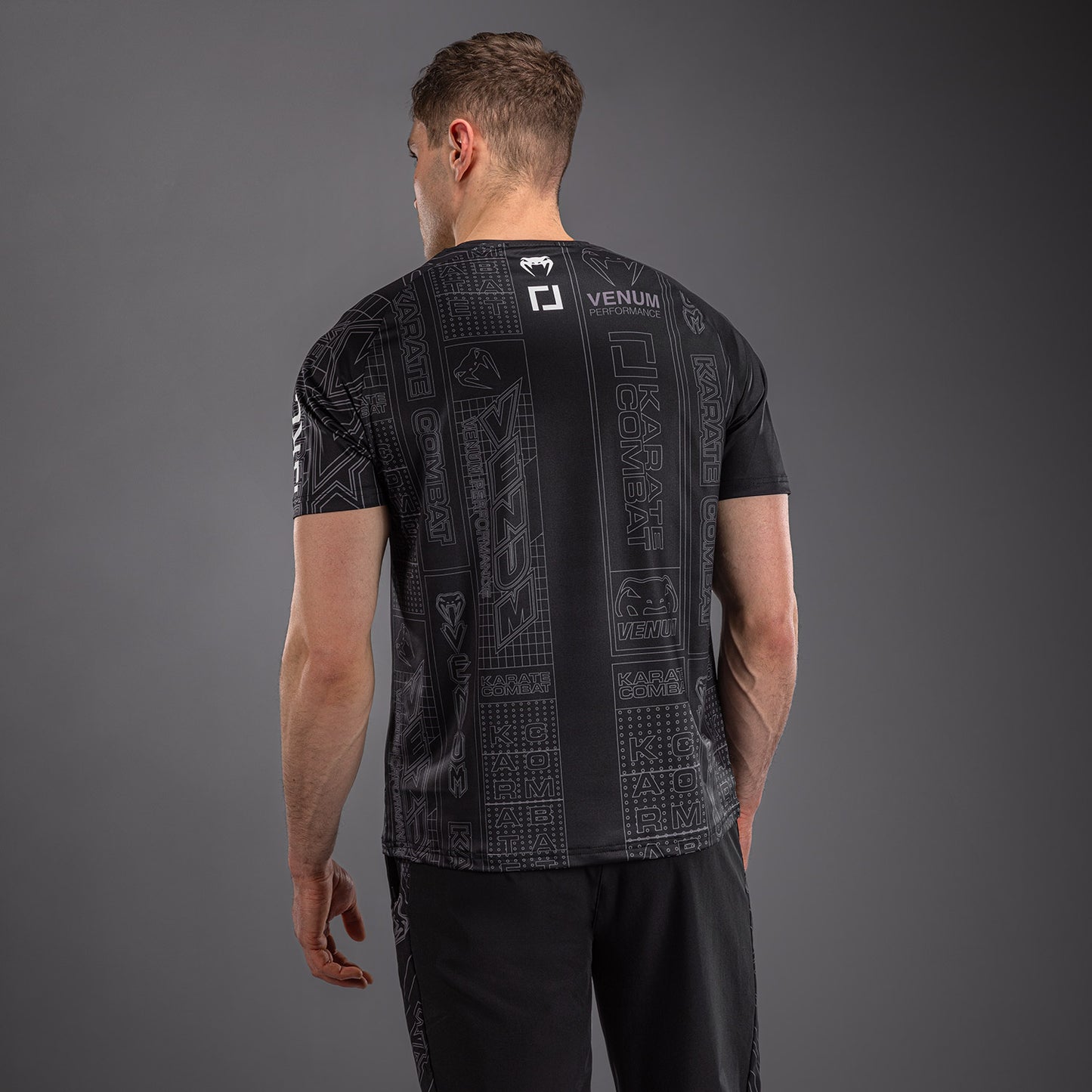 Karate Combat by Venum Camiseta Dry Tech – Negro/Gris