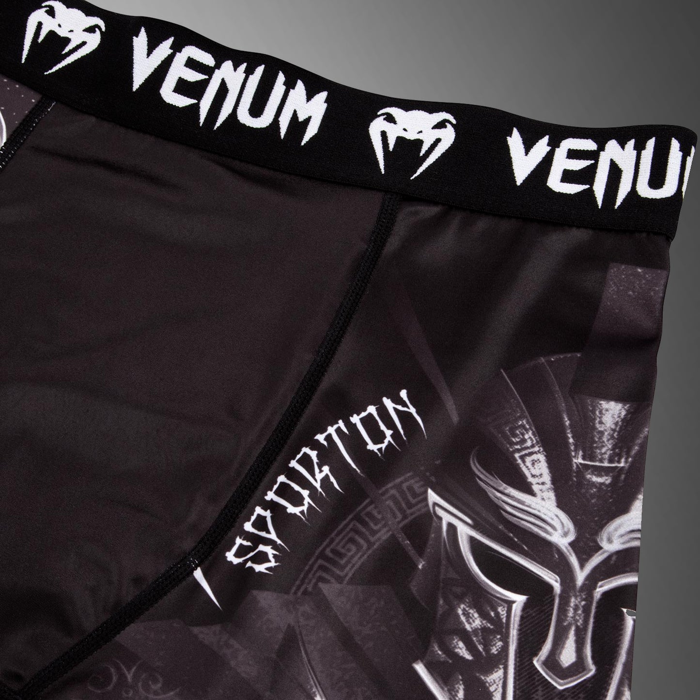 Mallas cortas Venum Gladiator 3.0 - Negro/Blanco