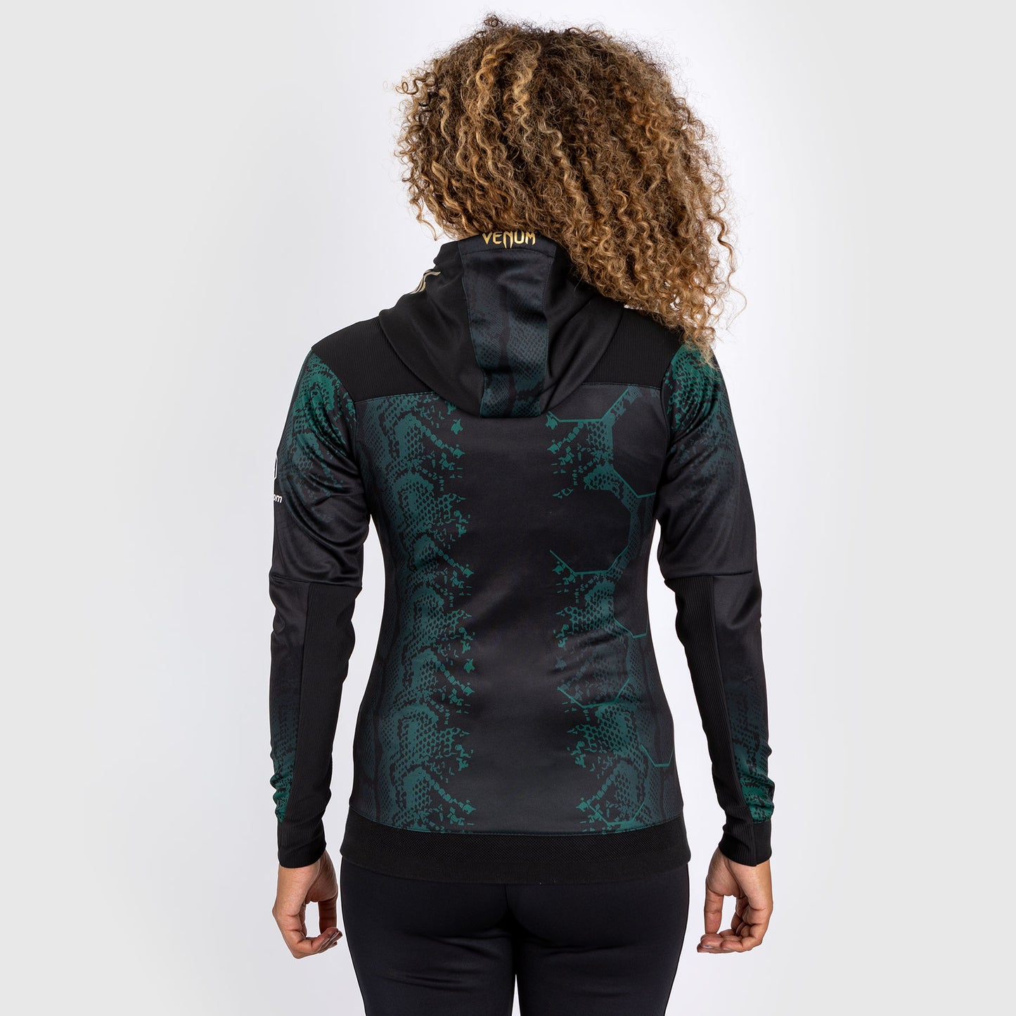 UFC Adrenaline by Venum Personalized Authentic Fight Night Sudadera con capucha Walkout para mujer - Emerald Edition - Verde/Negro/Dorado