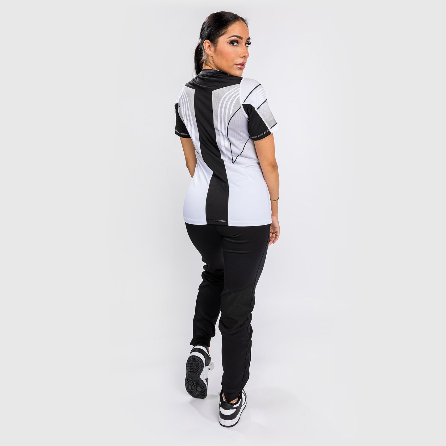 Camiseta UFC Venum Authentic Fight Night 2.0 Mujer - Blanco
