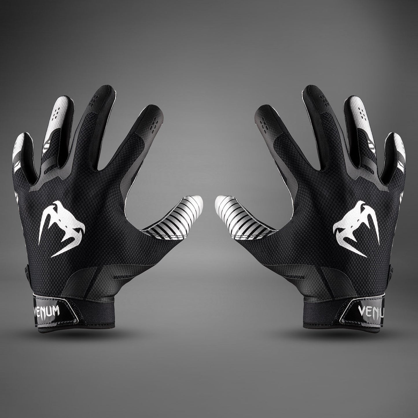 Venum Elite Guantes de Fútbol - Negro/Plata