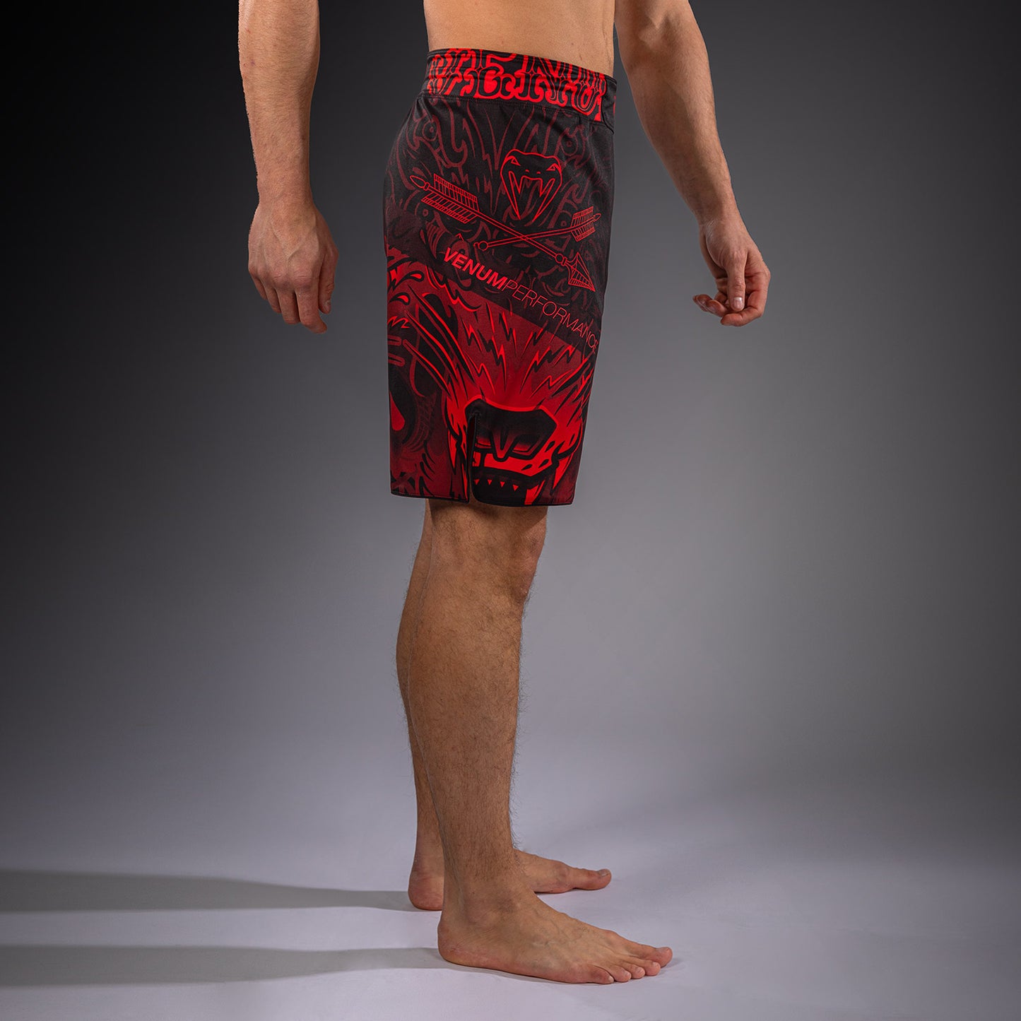 Venum Wolf Atak Short de Combate – Negro/Rojo