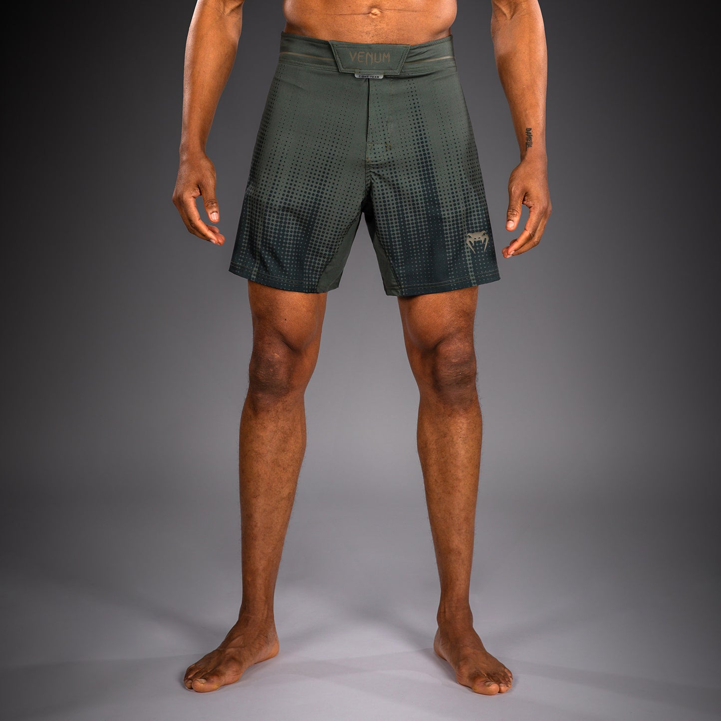 Venum Stealth Short de Combate – Caqui/Verde Oscuro