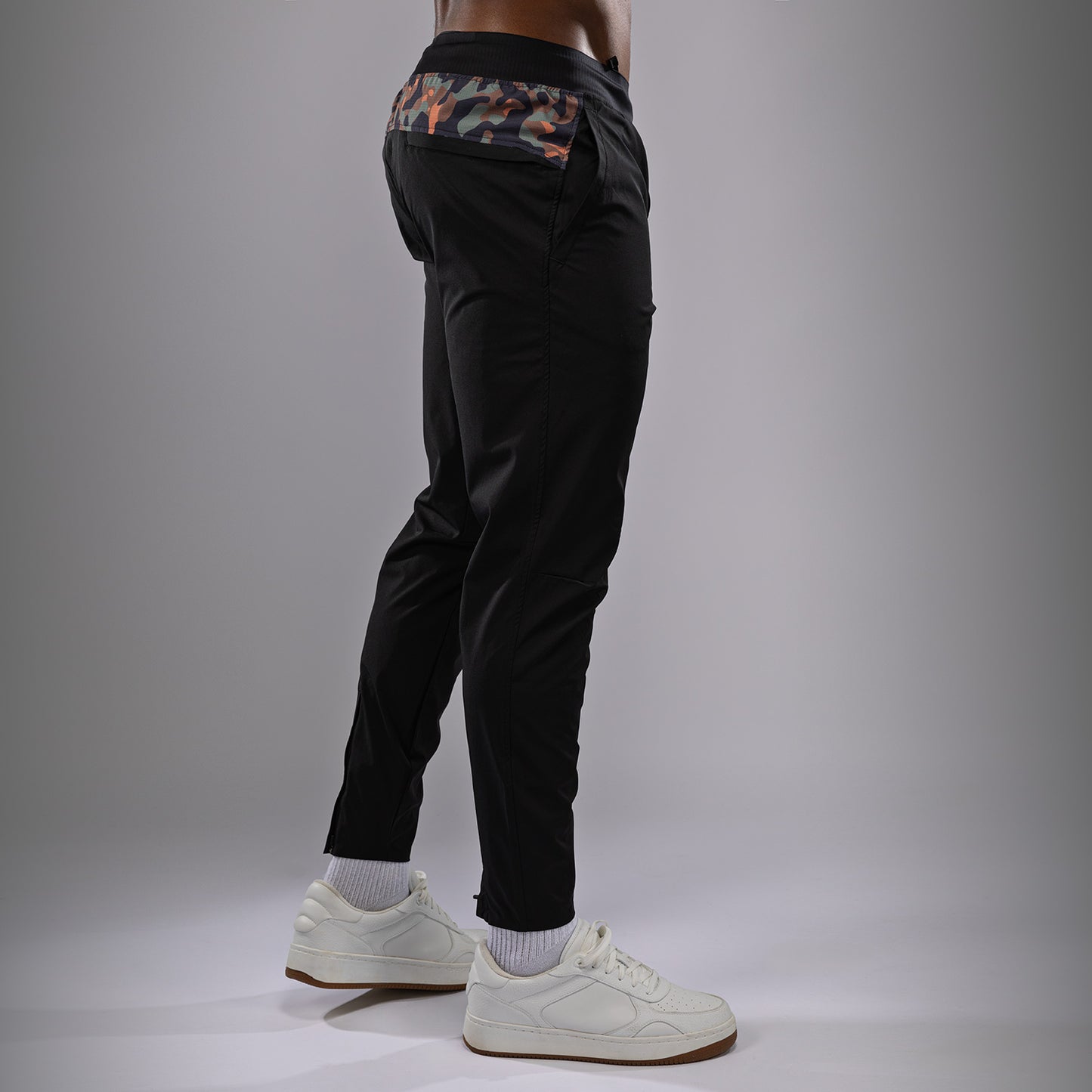 Venum Jungle Ops Joggers para hombre - Negro/Camuflaje cañón