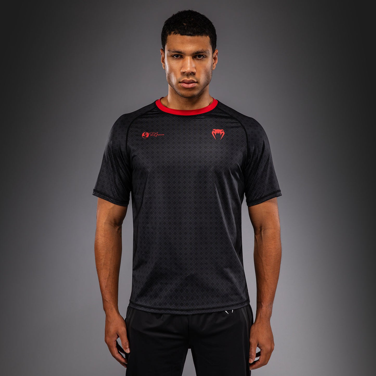 Venum x Roger Gracie Signature Camiseta Dry Tech - Negro/Rojo