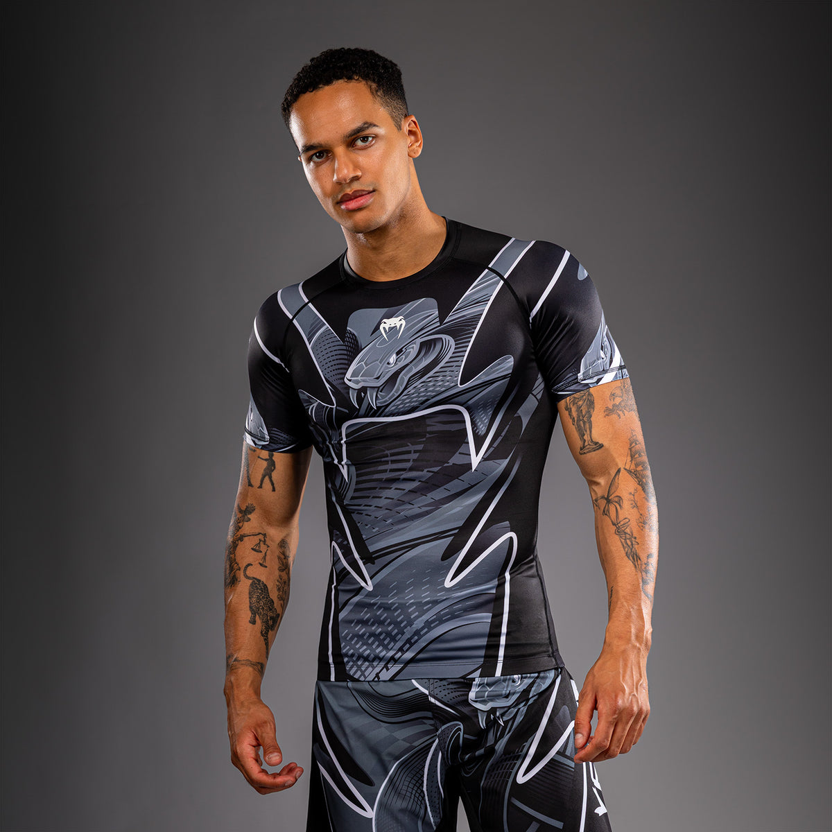 Venum Crimson Viper 2.0 Rashguard de manga corta - Negro/Gris
