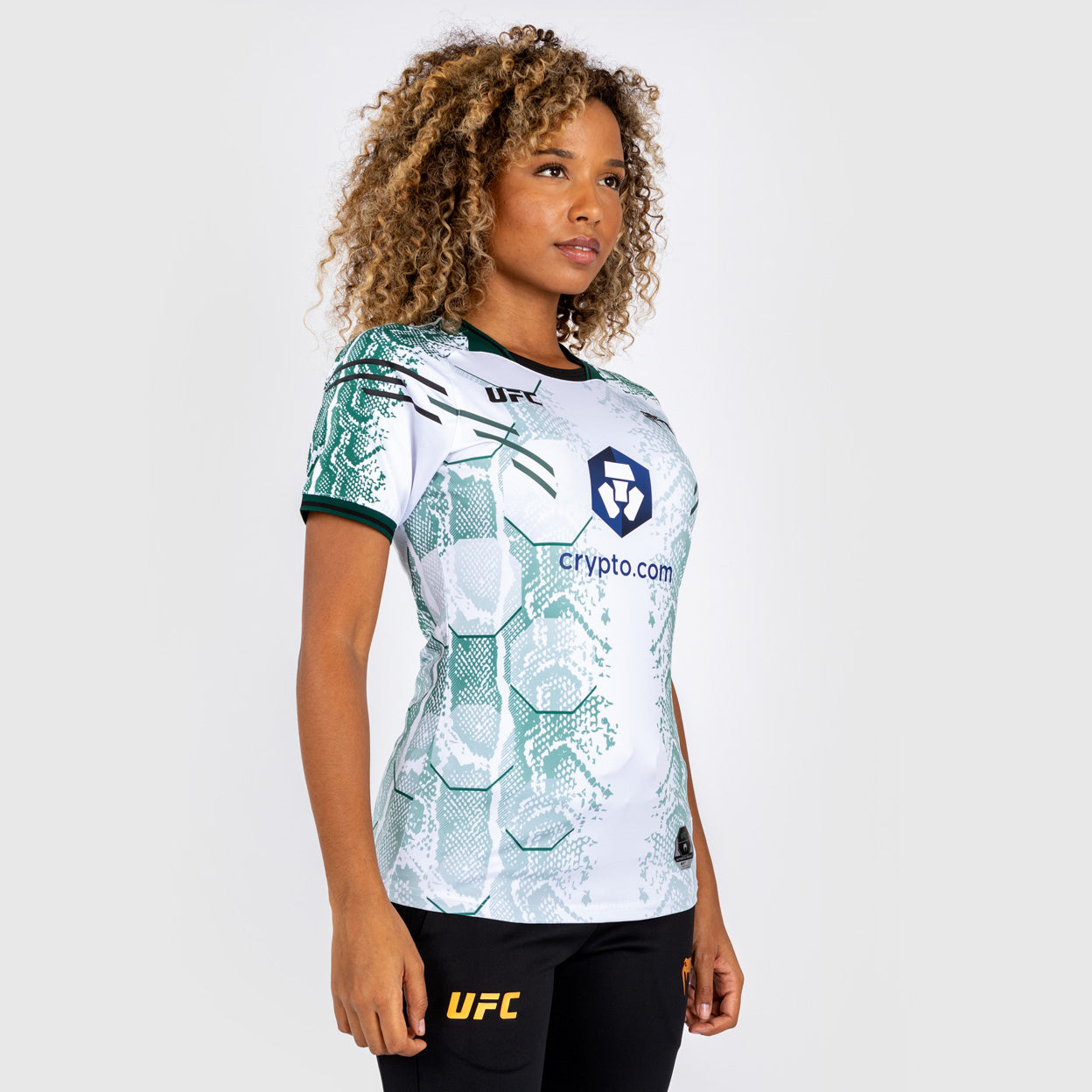 UFC Adrenaline by Venum Authentic Fight Night Mujer Walkout Jersey - Emerald Edition - Blanco/Verde