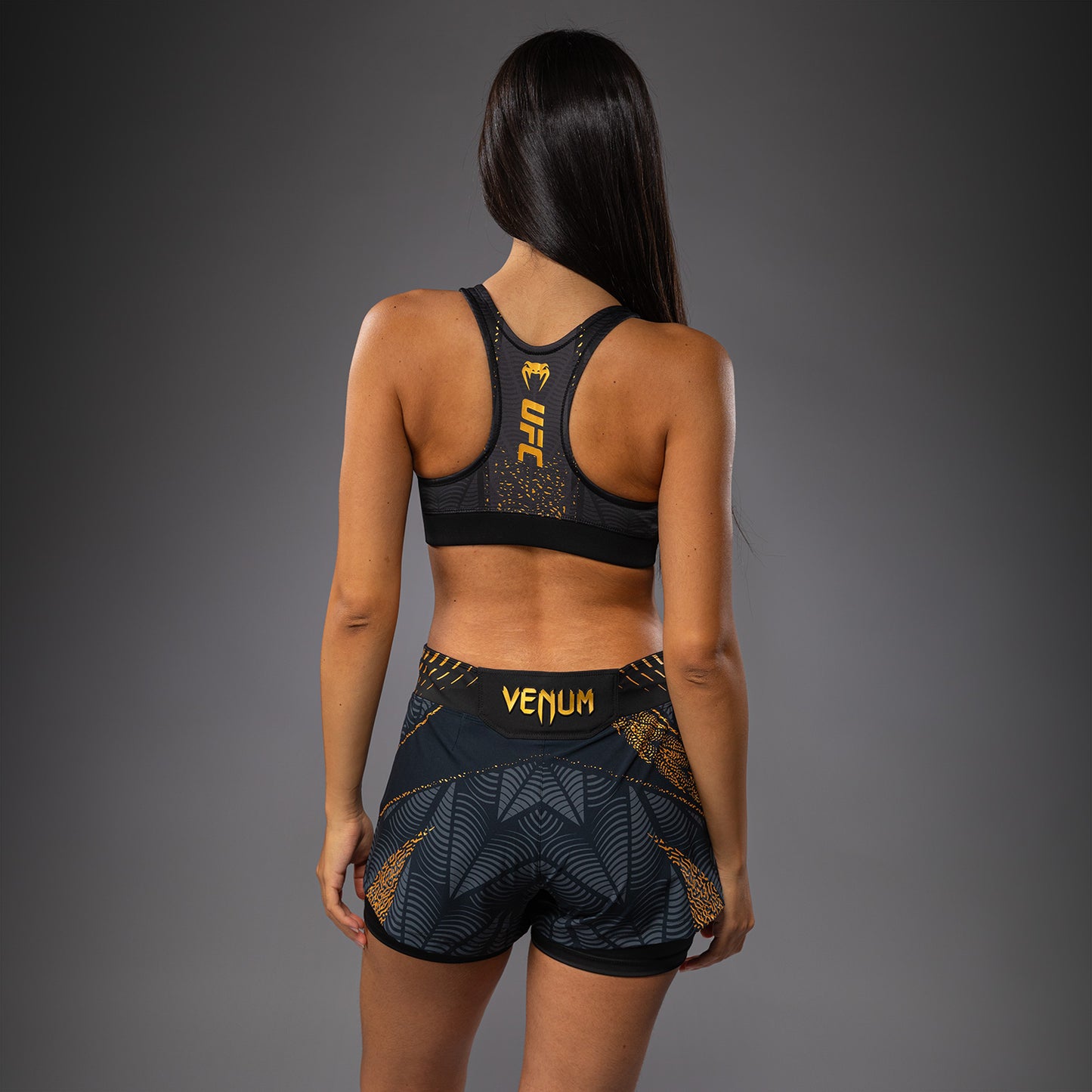 UFC Zenith by Venum Authentic Fight Night Sujetador deportivo Mujer - Champion