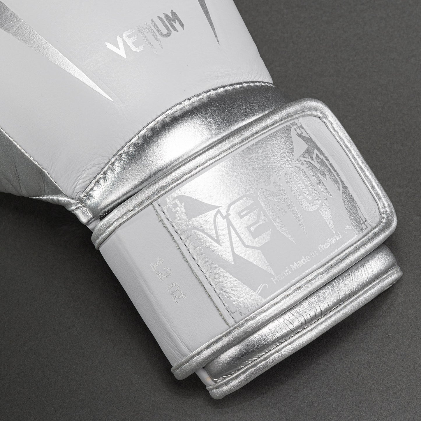 Guantes de Boxeo Venum Giant 3.0 - Gris/Plata