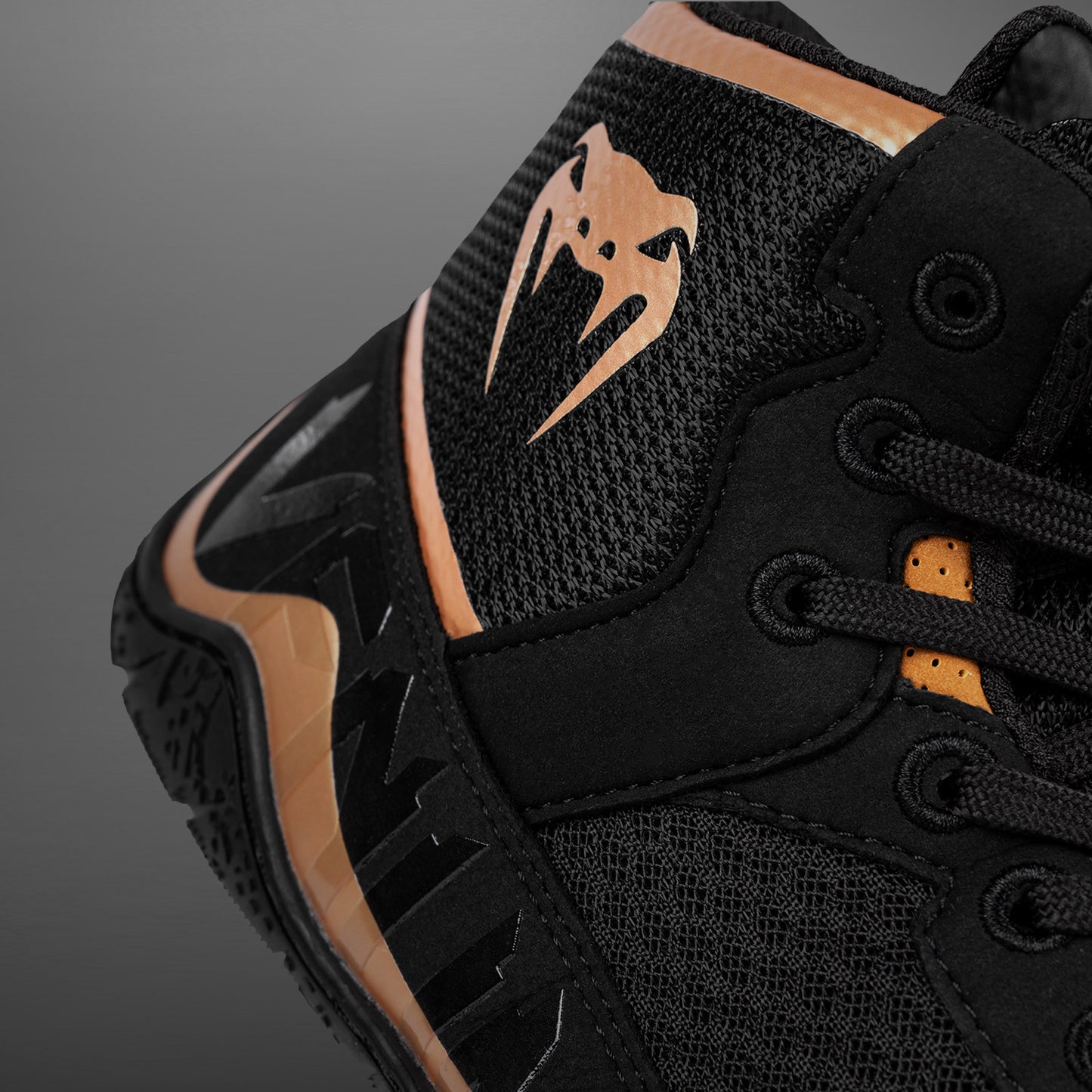 Venum Elite Zapatillas de Lucha - Negro/Bronce