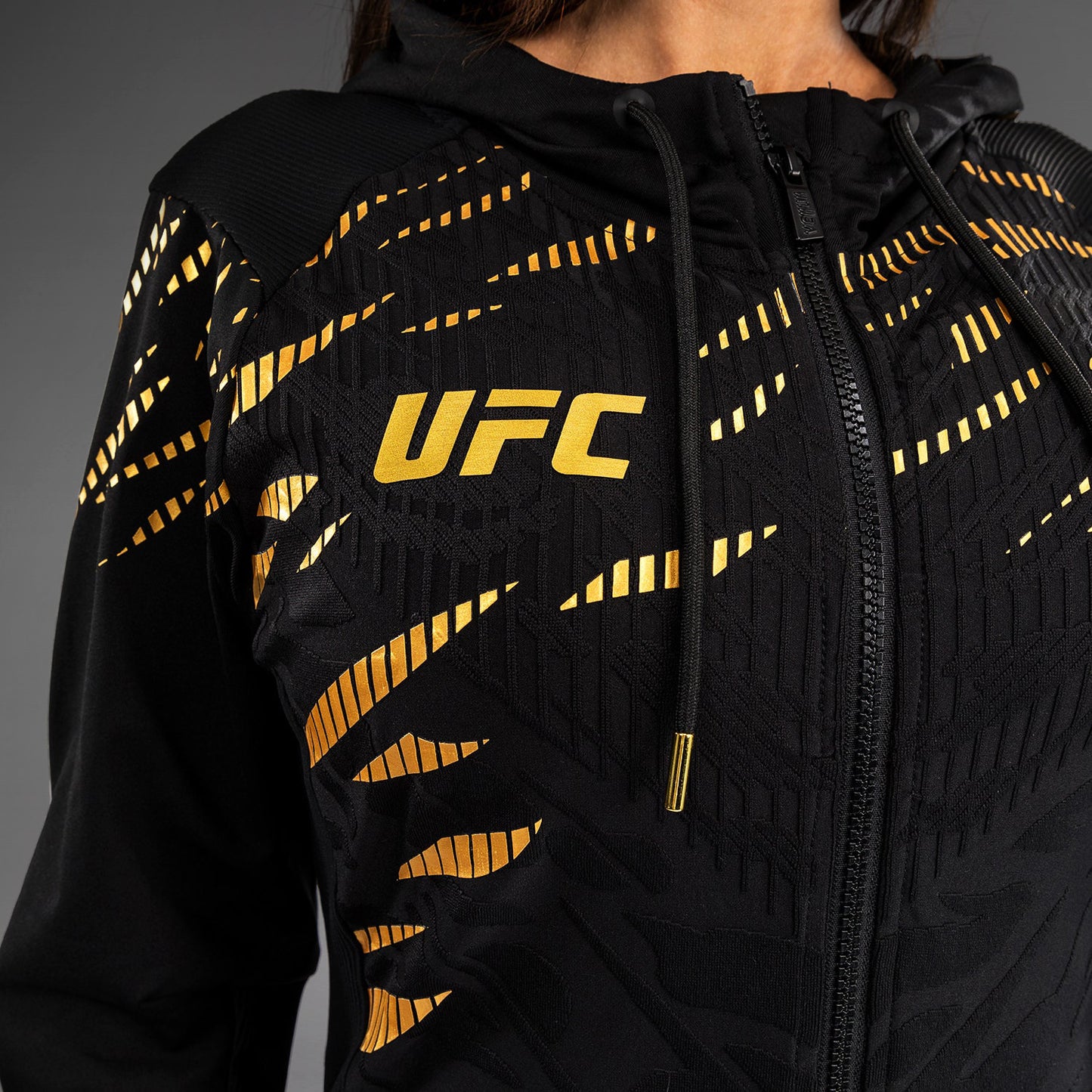 UFC Fusion by Venum Authentic Fight Night Sudadera con Capucha para Mujer - Champion