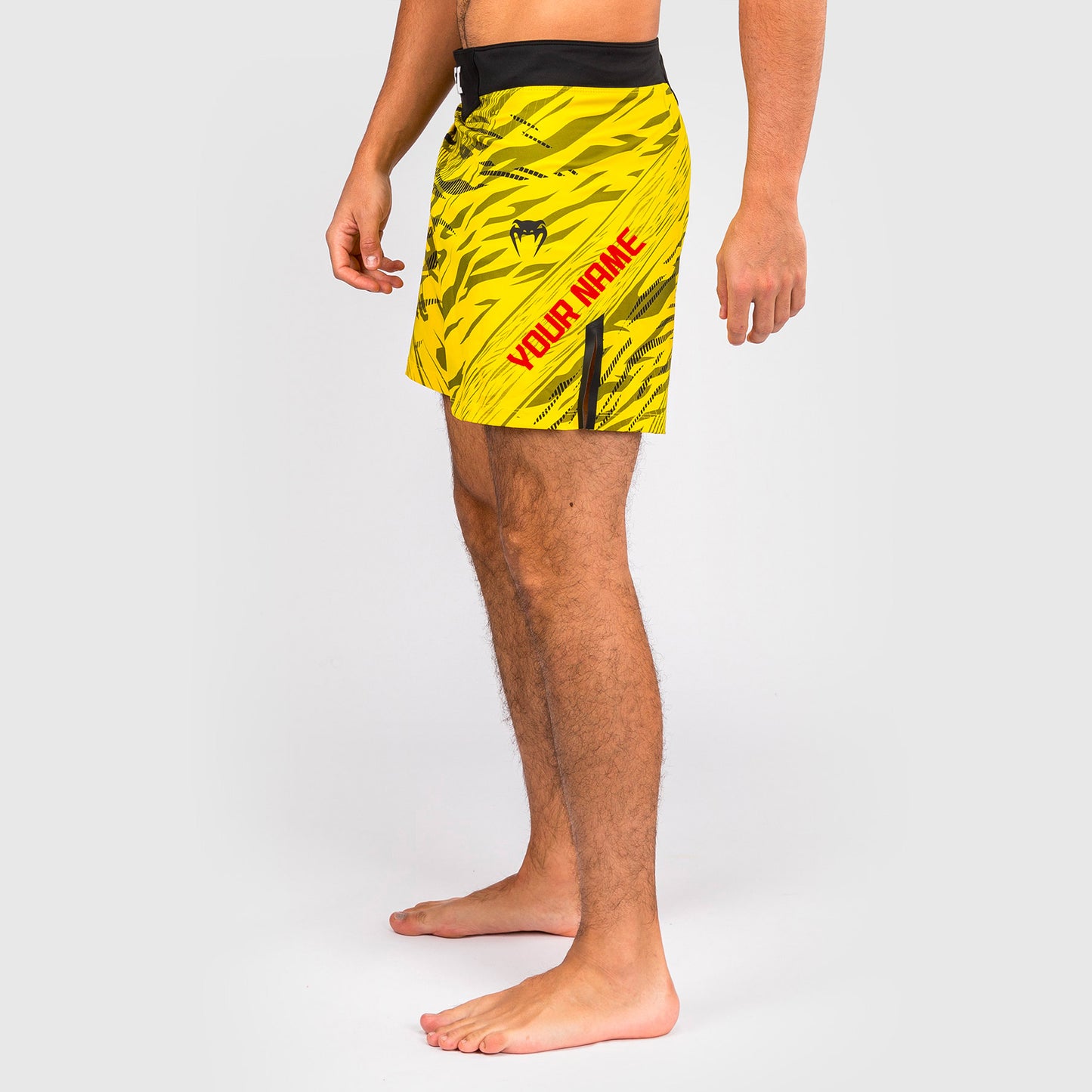 UFC Fusion by Venum Personalizados Authentic Fight Night Shorts de Lucha para Hombre - Ajuste Corto - Amarillo