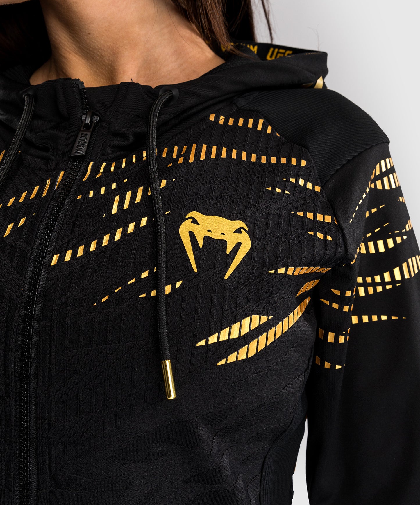 UFC Fusion by Venum Authentic Fight Night Sudadera con Capucha para Mujer - Champion