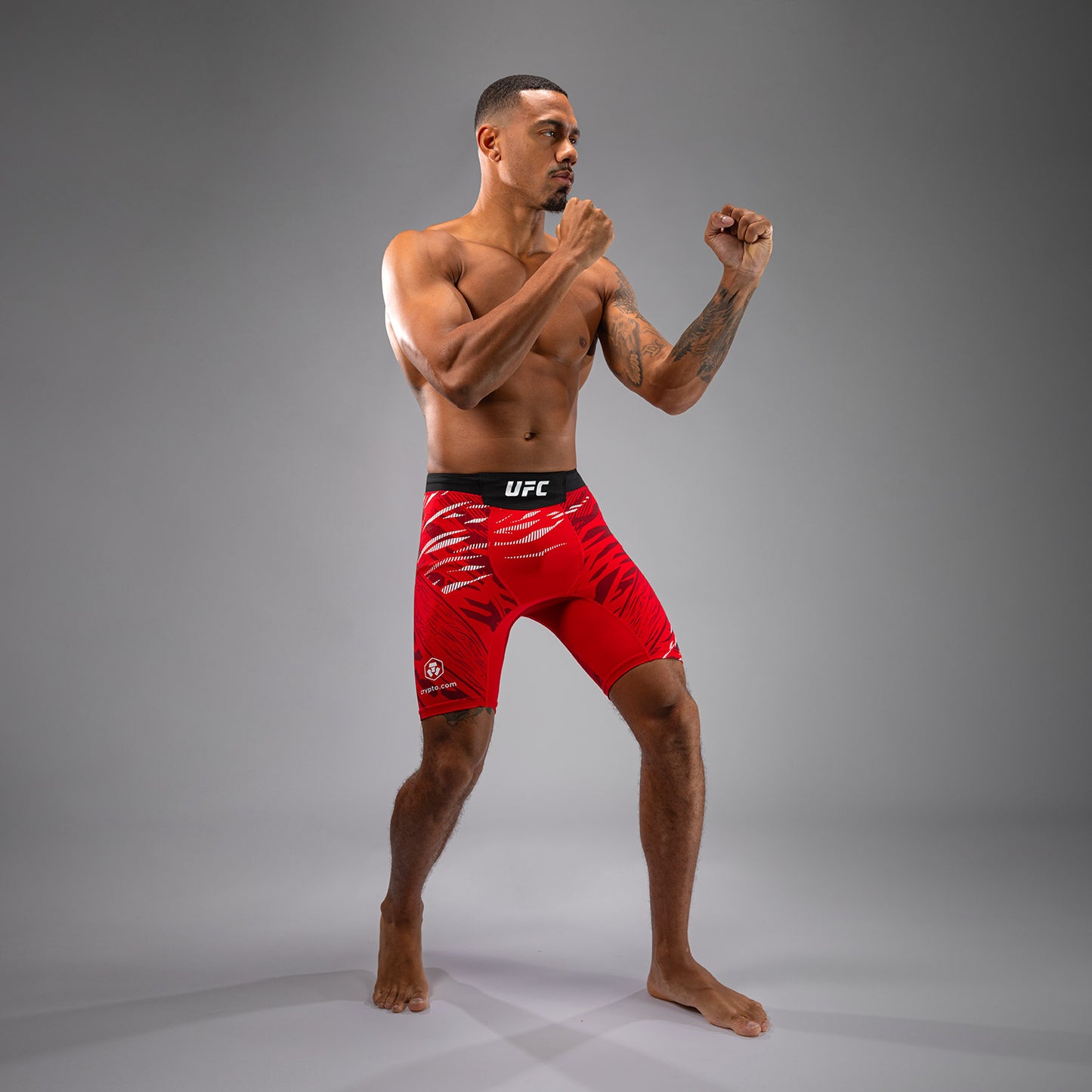 UFC Fusion by Venum Personalizados Authentic Fight Night Vale Tudo Shorts para Hombre - Rojo